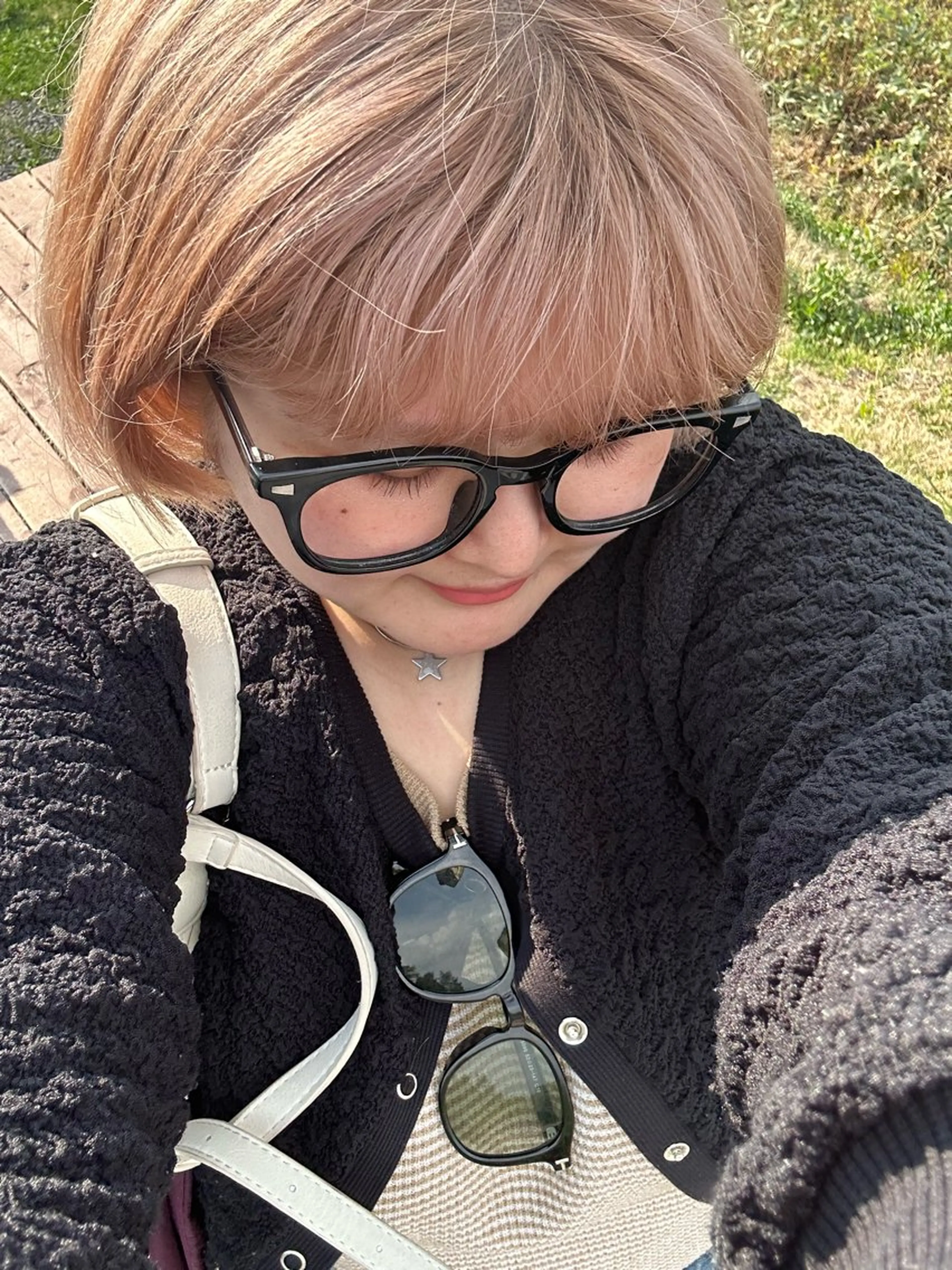 カラー 伊藤 麻菜実のヘアスタイル