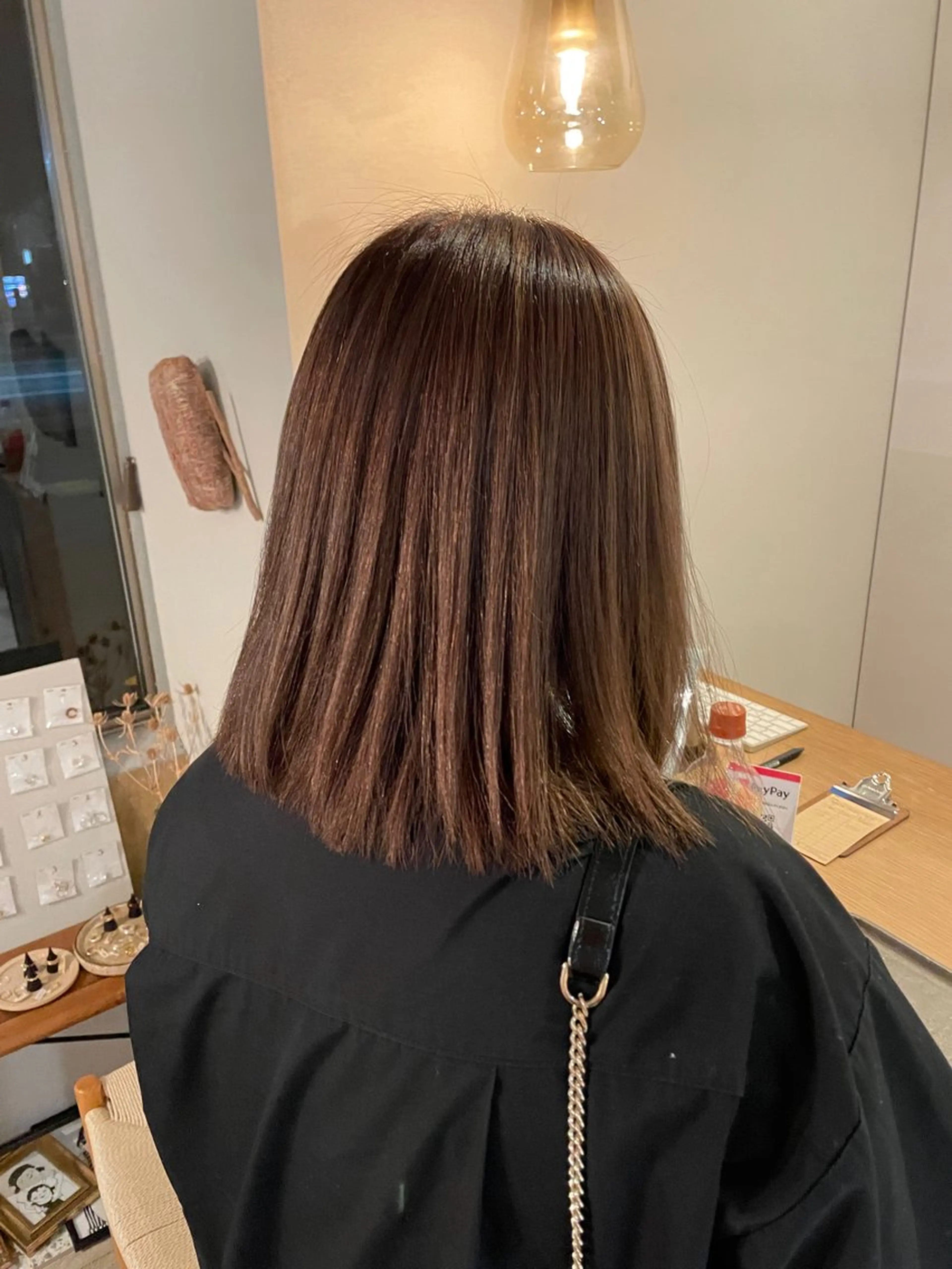 ミディアム ハイライト 韓国ボブ👩🇰🇷 小野絢未のヘアスタイル