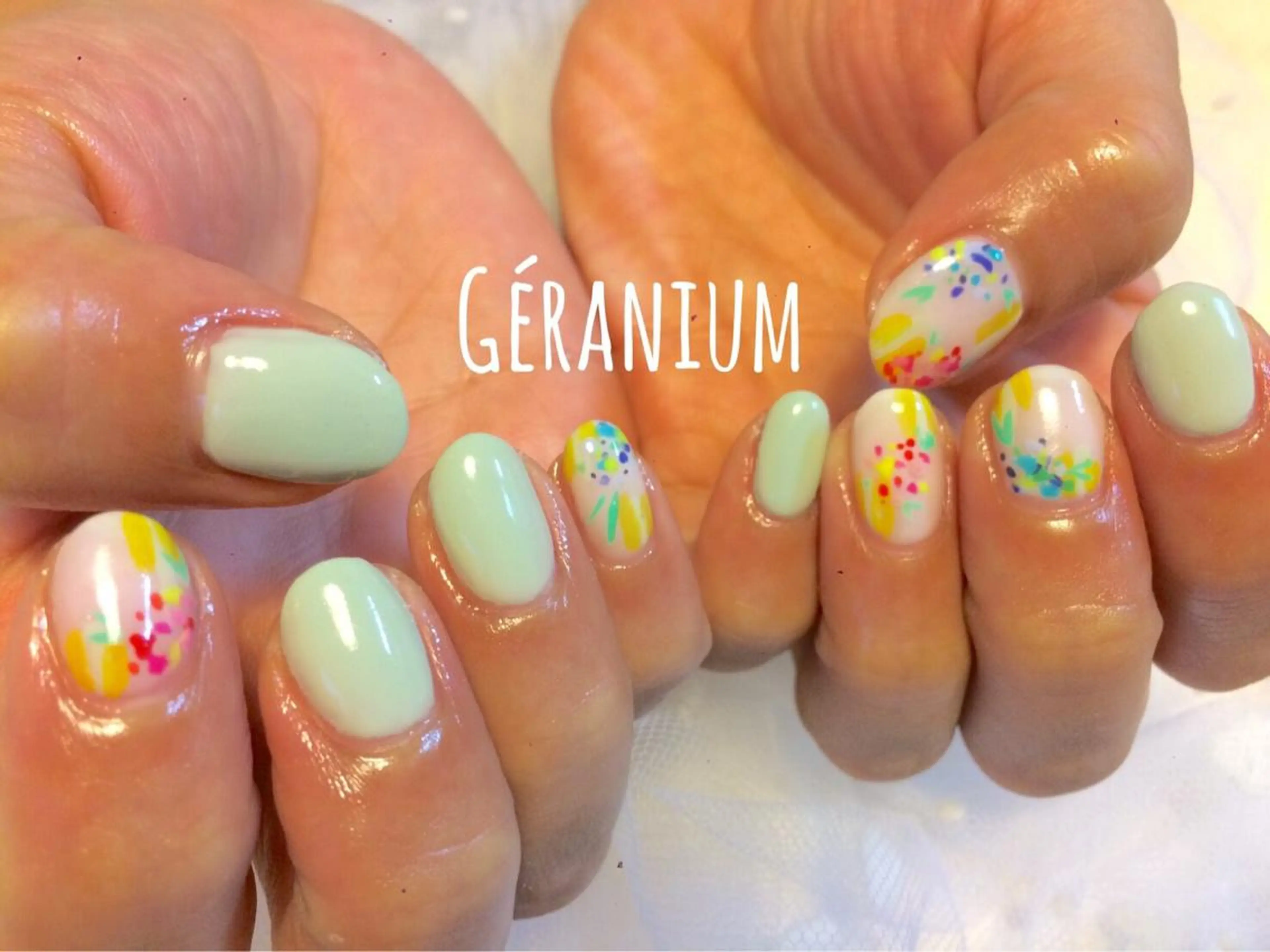 ネイル アートネイル フラワーネイル GéRanium Harukaのネイルデザイン