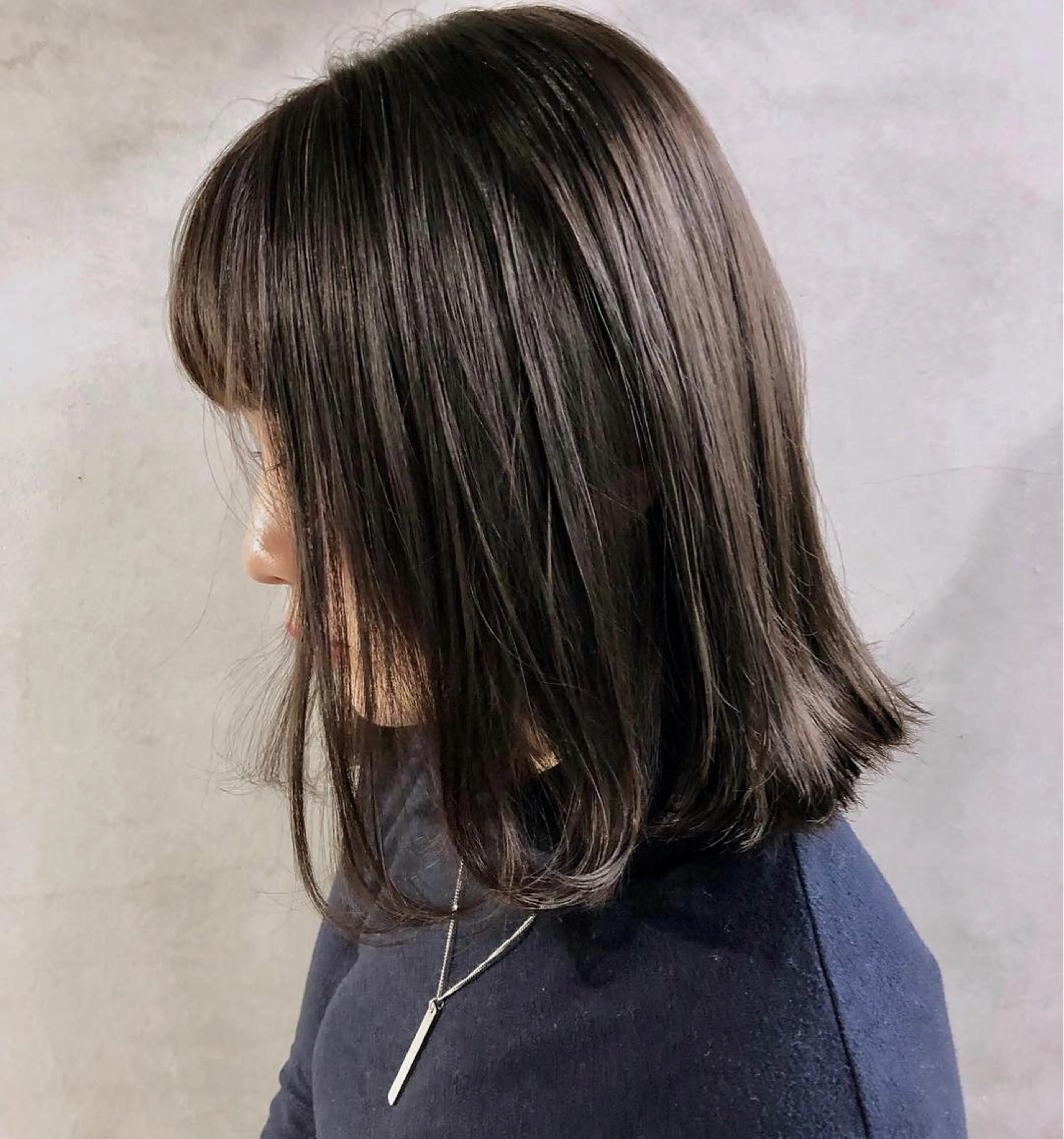 ショート カラー グレージュ ボブ 外ハネヘア 中塚 義人のヘアスタイル