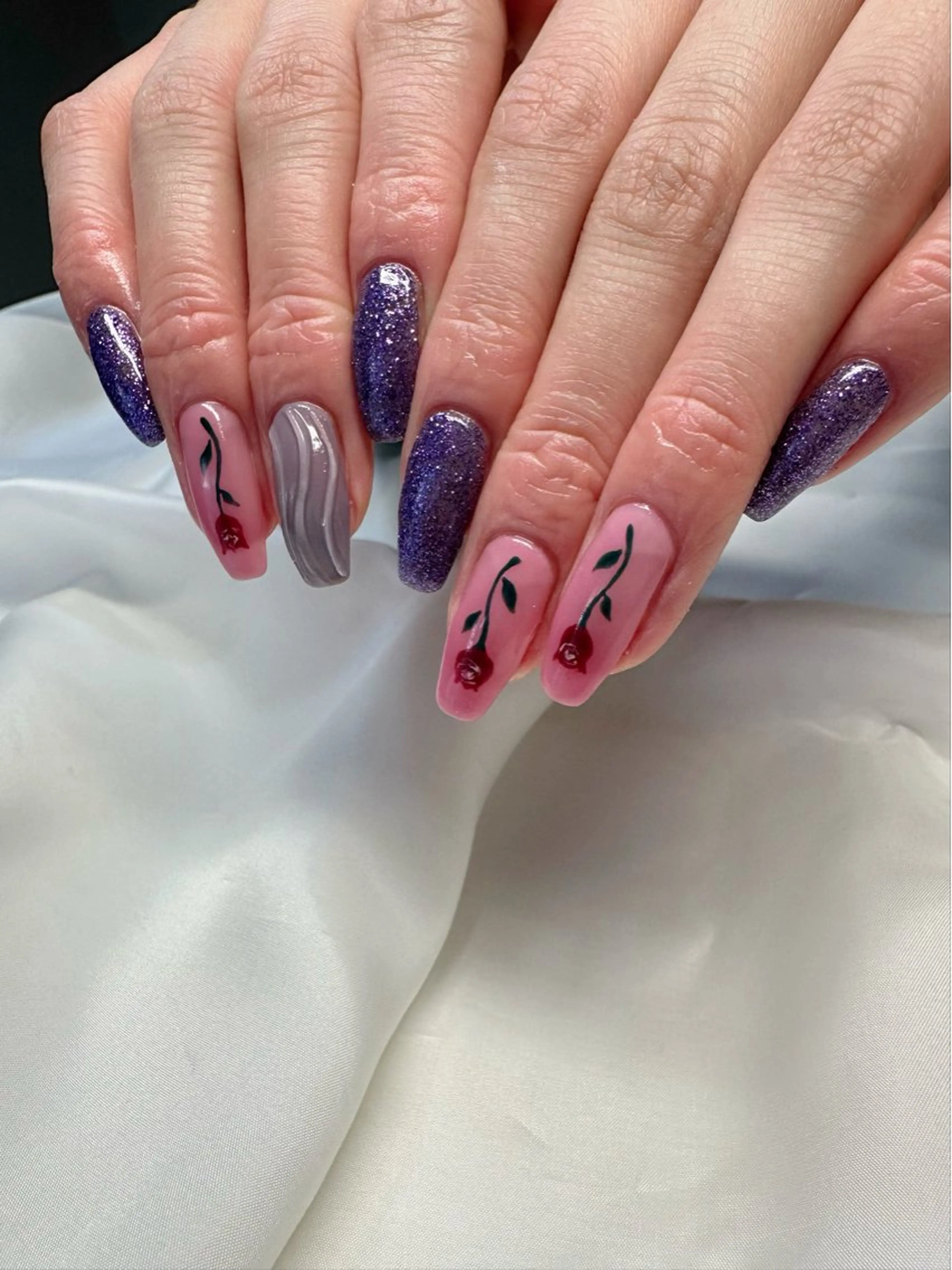 ネイル クリアネイル 氷ネイル・うるうるネイル 韓国ネイル ラメ(グリッター) ロングネイル 🪞KAPE NAIL 🪞のネイルデザイン