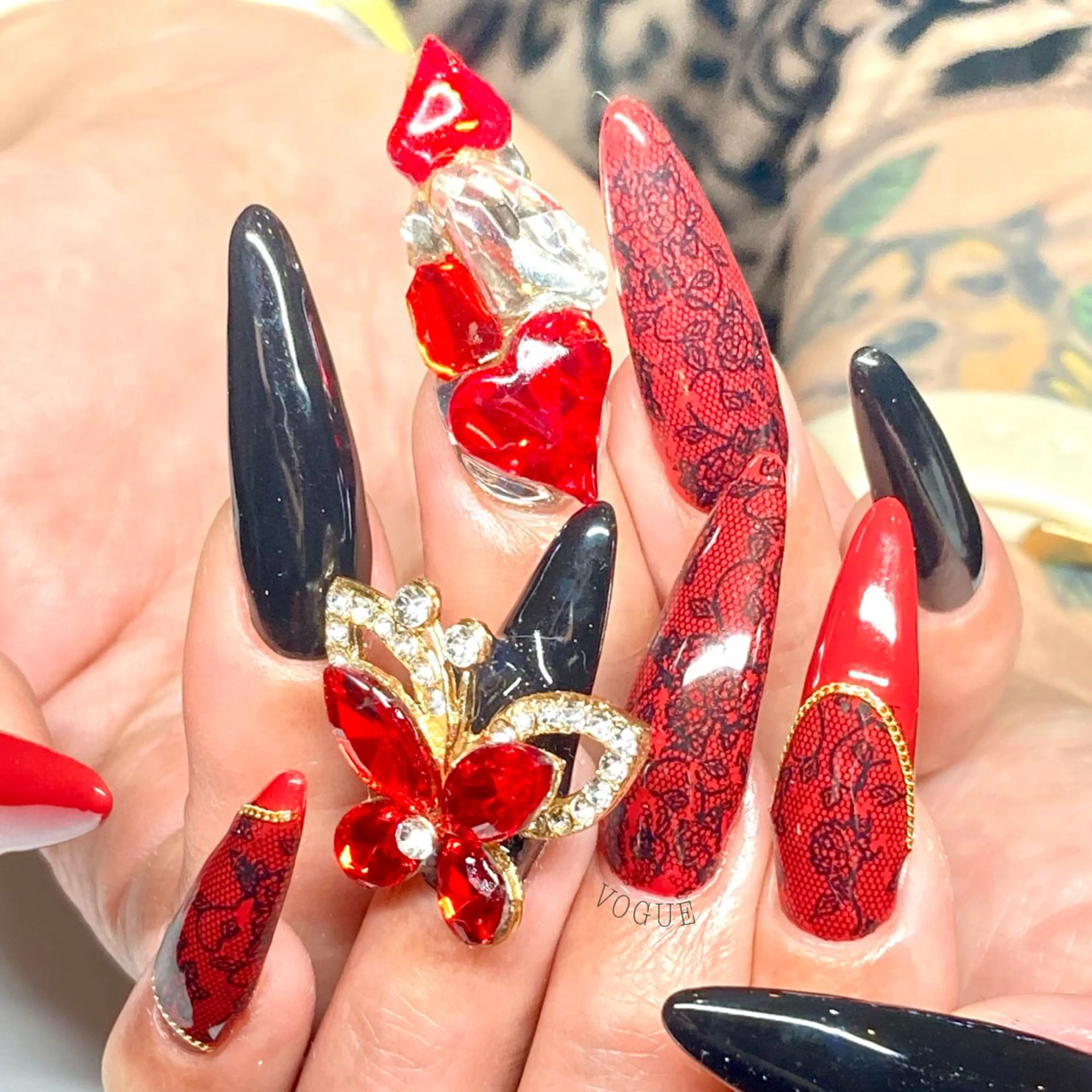 ネイル ハンドネイル VOGUE ×SWANのネイルデザイン