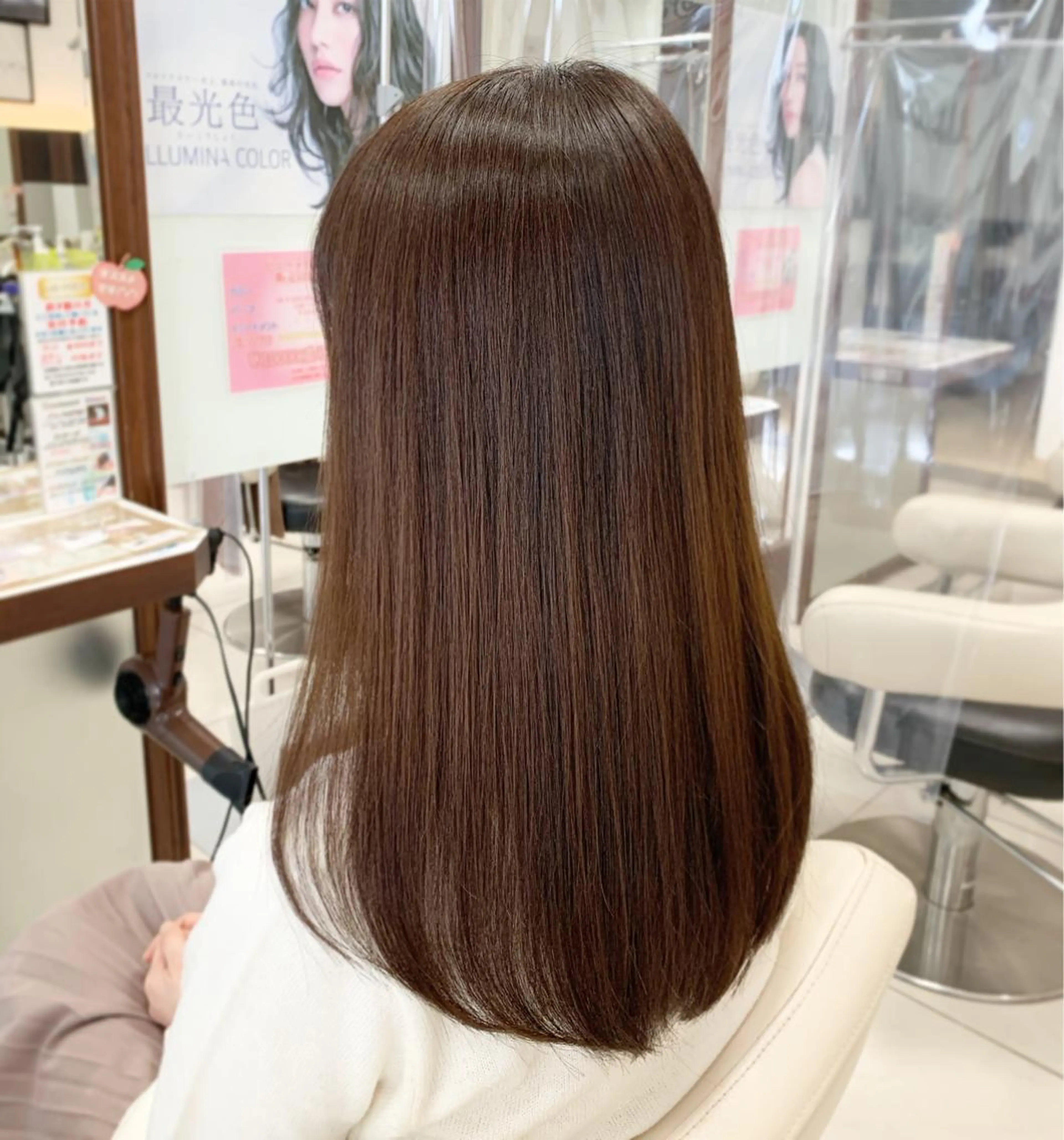 セミロング カラー miiro 長津田 髪質改善　フジムラのヘアスタイル