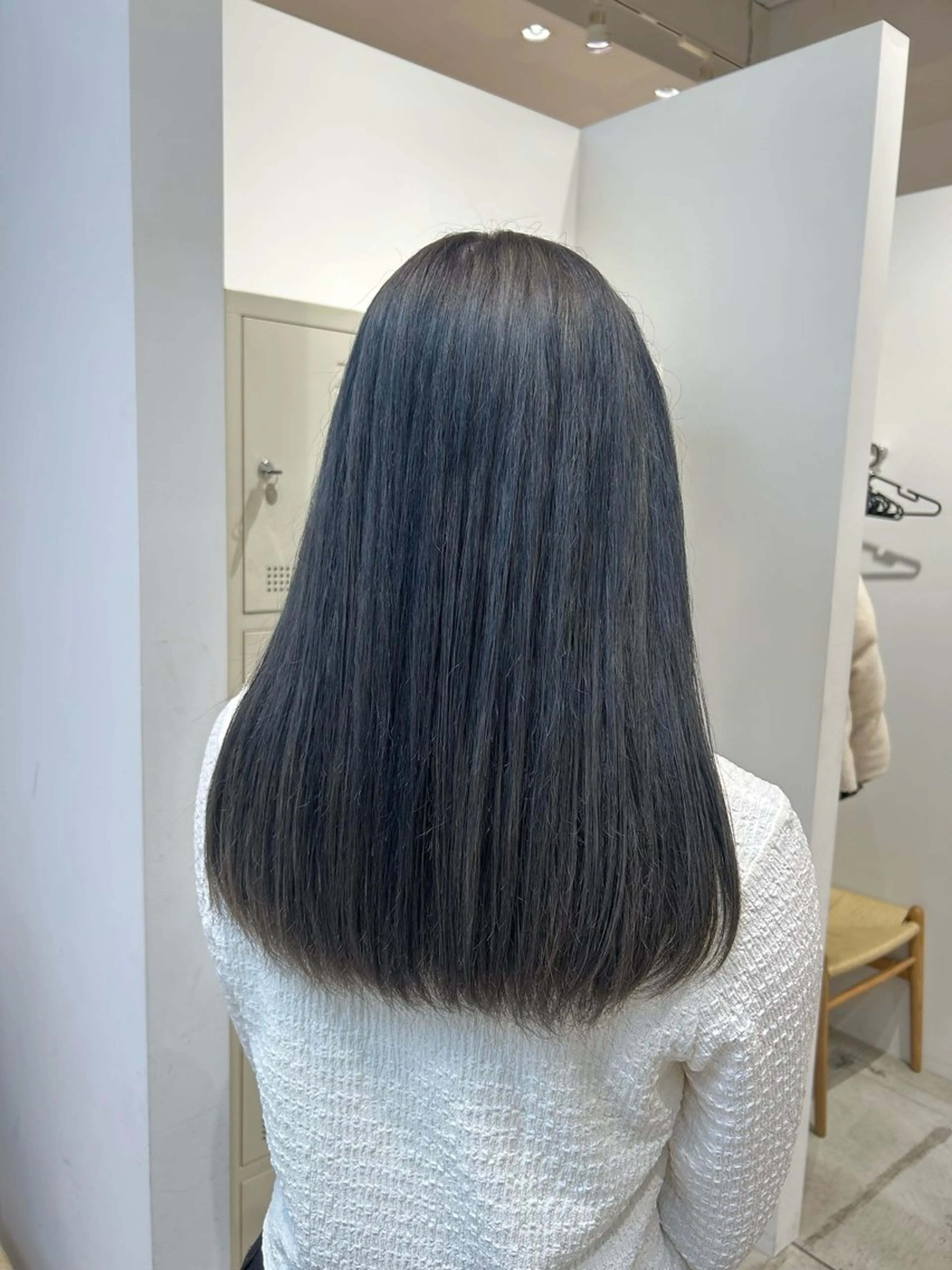 セミロング カラー ヘアアレンジ ブリーチ カット ヘアカラー トリートメント yuka .のヘアスタイル