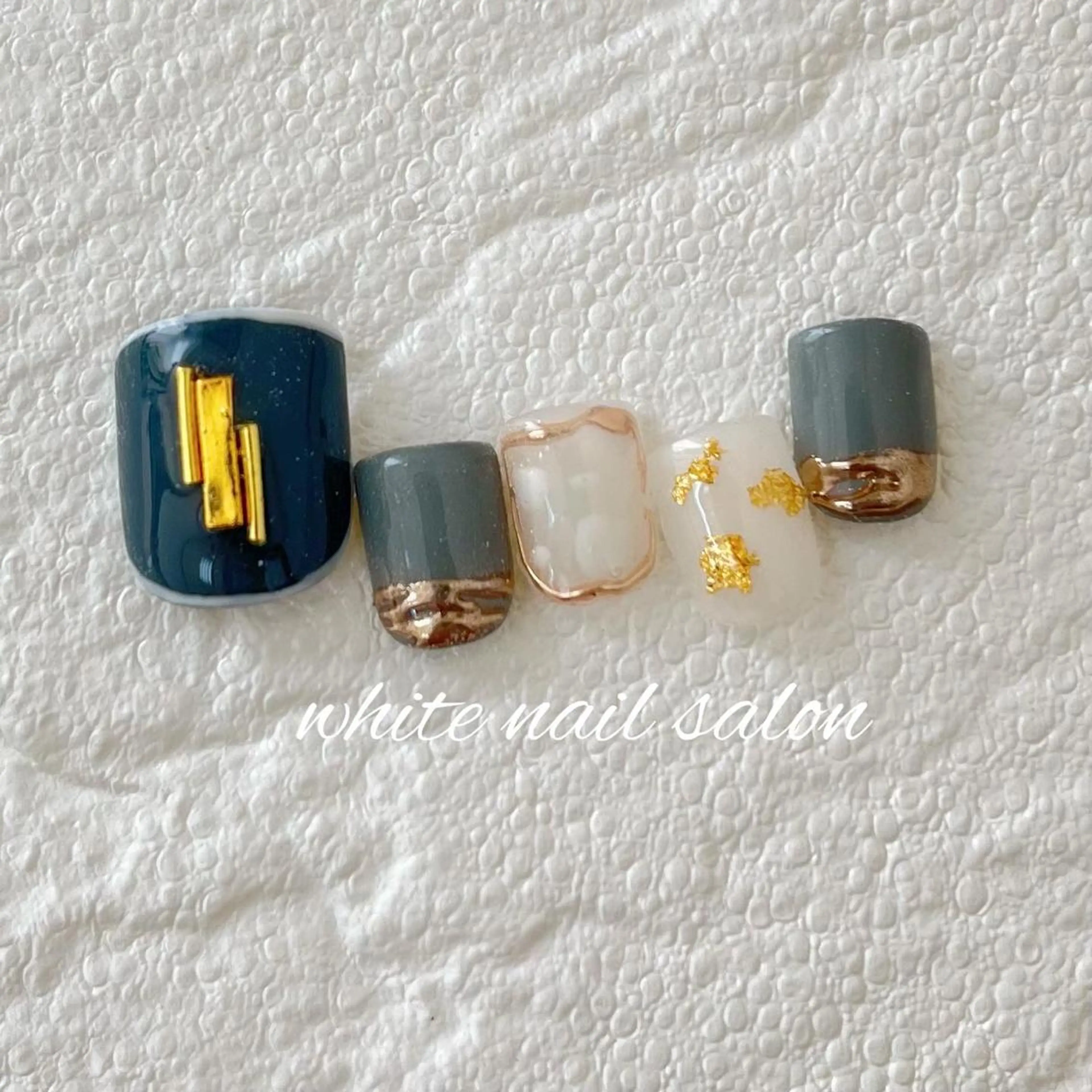 ネイル フットネイル ジェルネイル ハードジェル ラメ(グリッター) 持ち込み フットネイル white nail salonのネイルデザイン