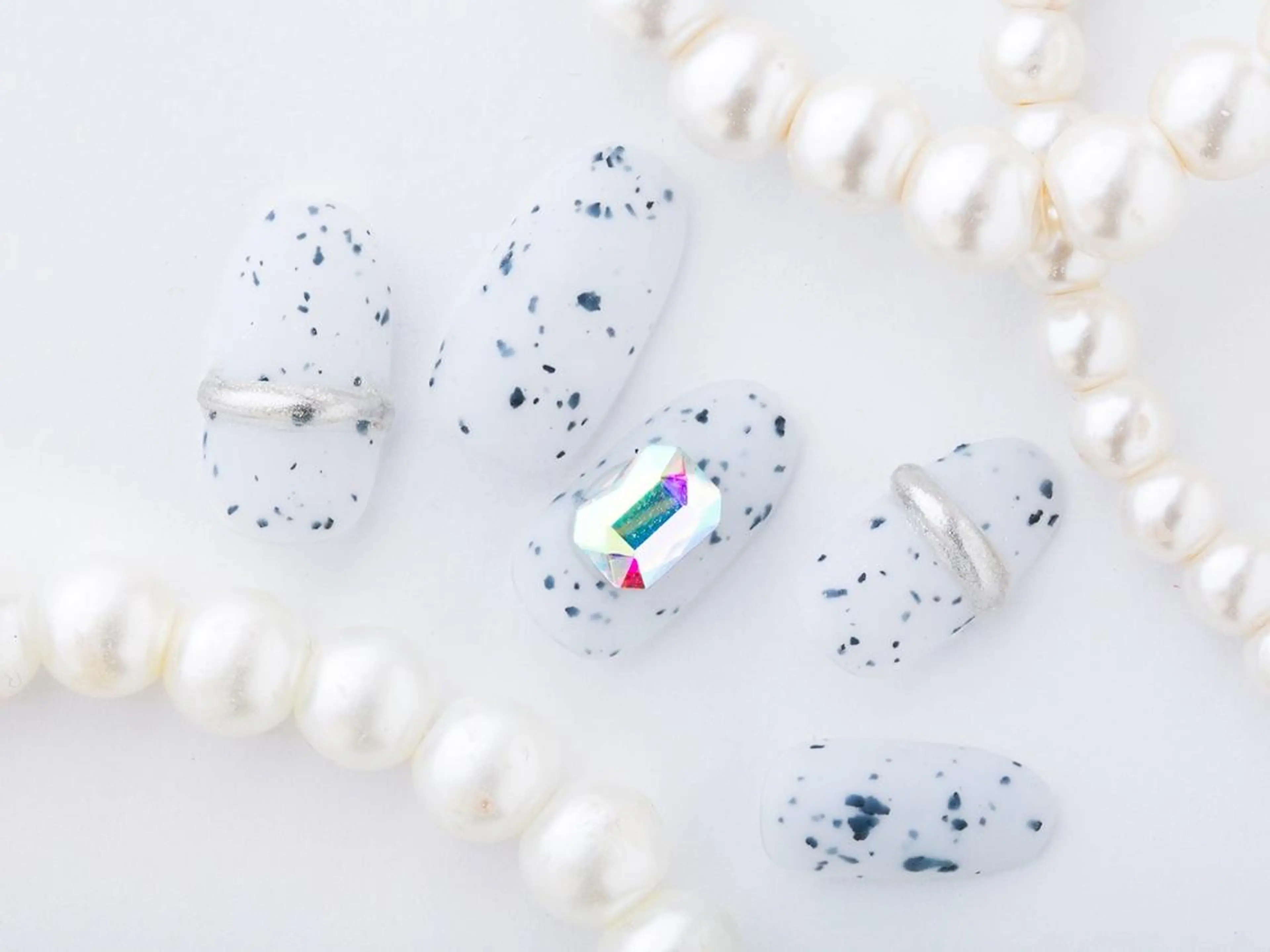 ネイル 💗🪽Tiary Nail🪽💗のネイルデザイン