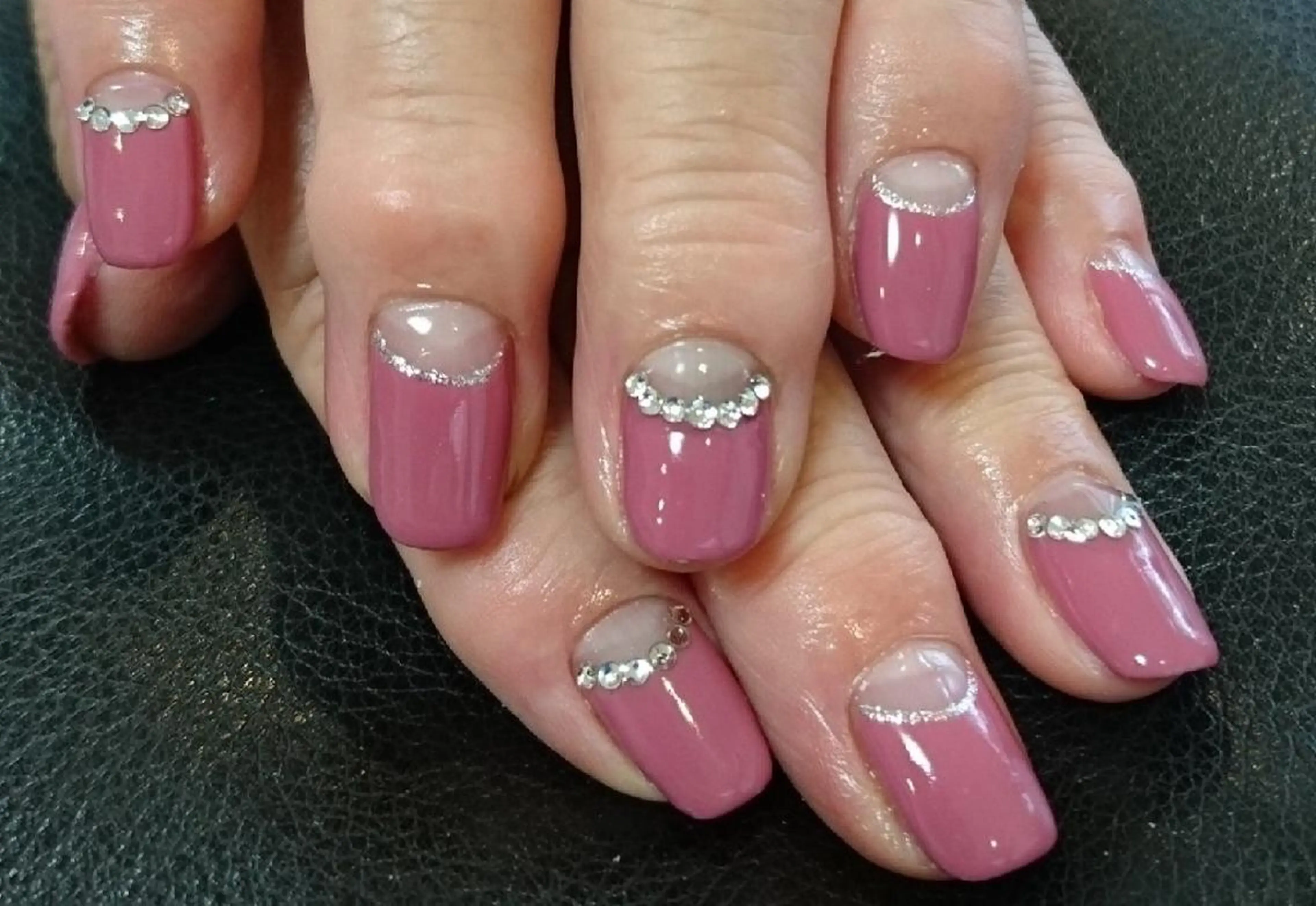 ネイル フレンチネイル ピンク 逆フレンチ Lilith Nailのネイルデザイン