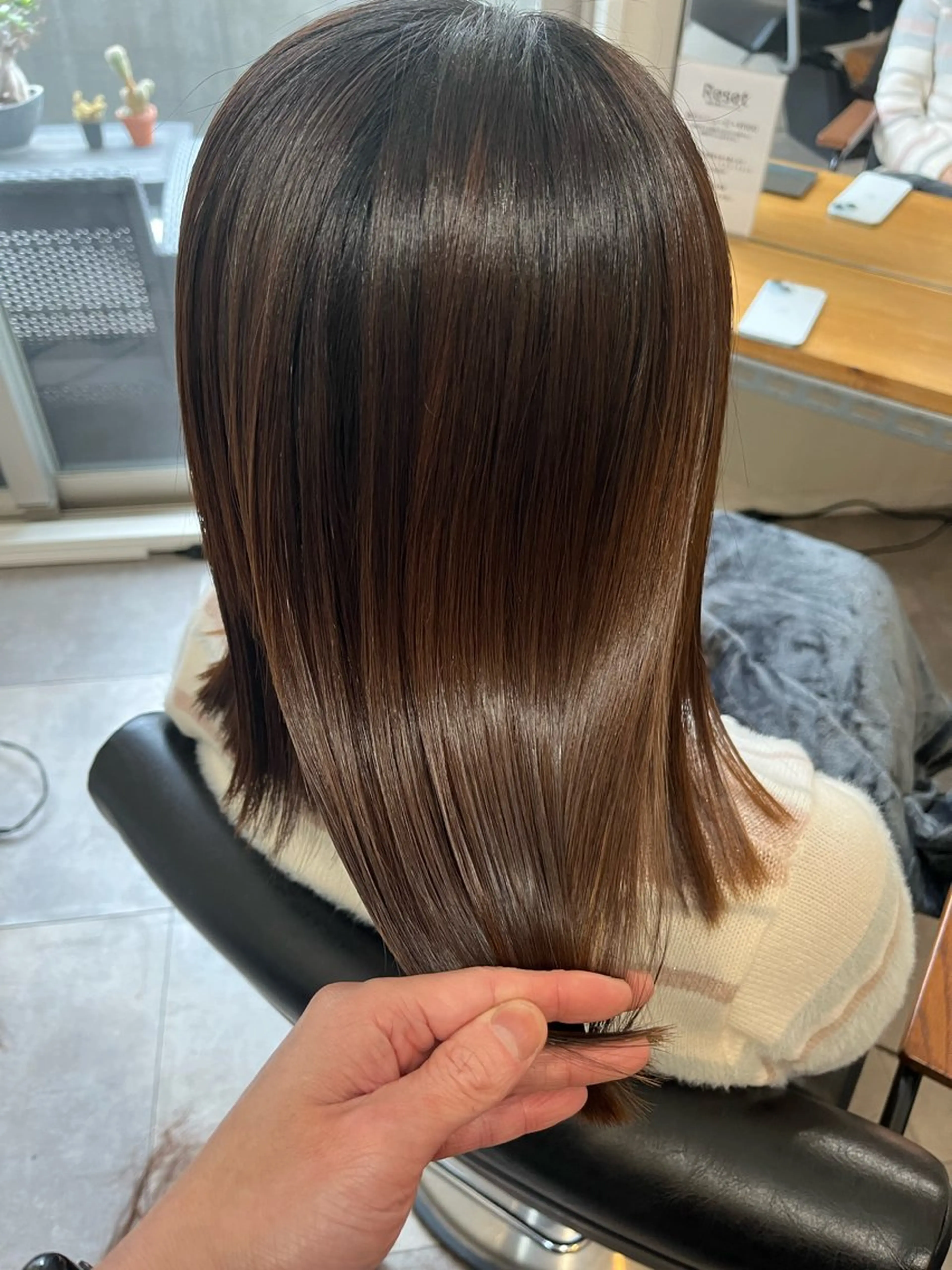 ミディアム カット トリートメント OFF YUYAのヘアスタイル