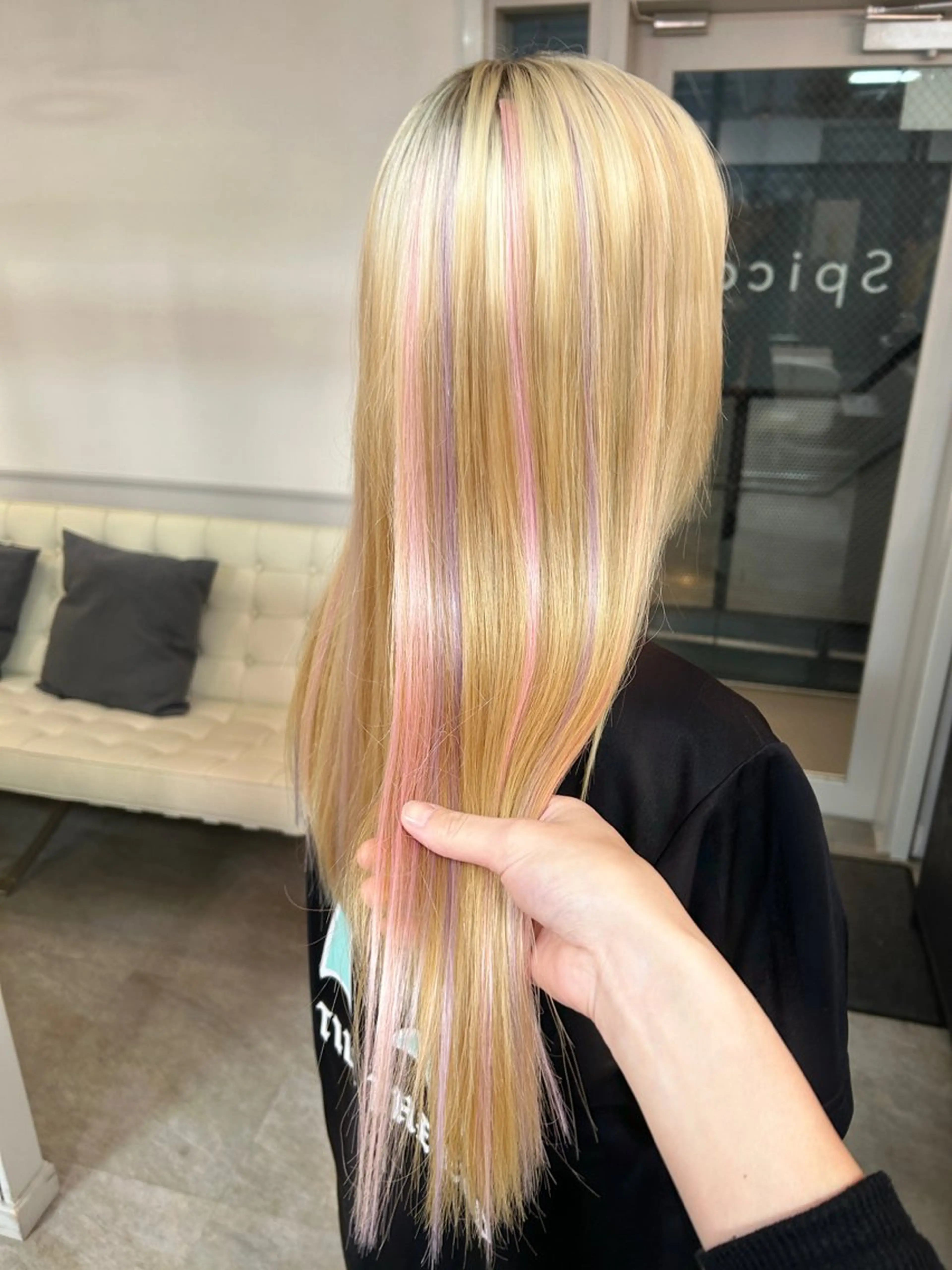 ロング エクステ トリートメント 縮毛•ハイトーン ・着付け Runaのヘアスタイル