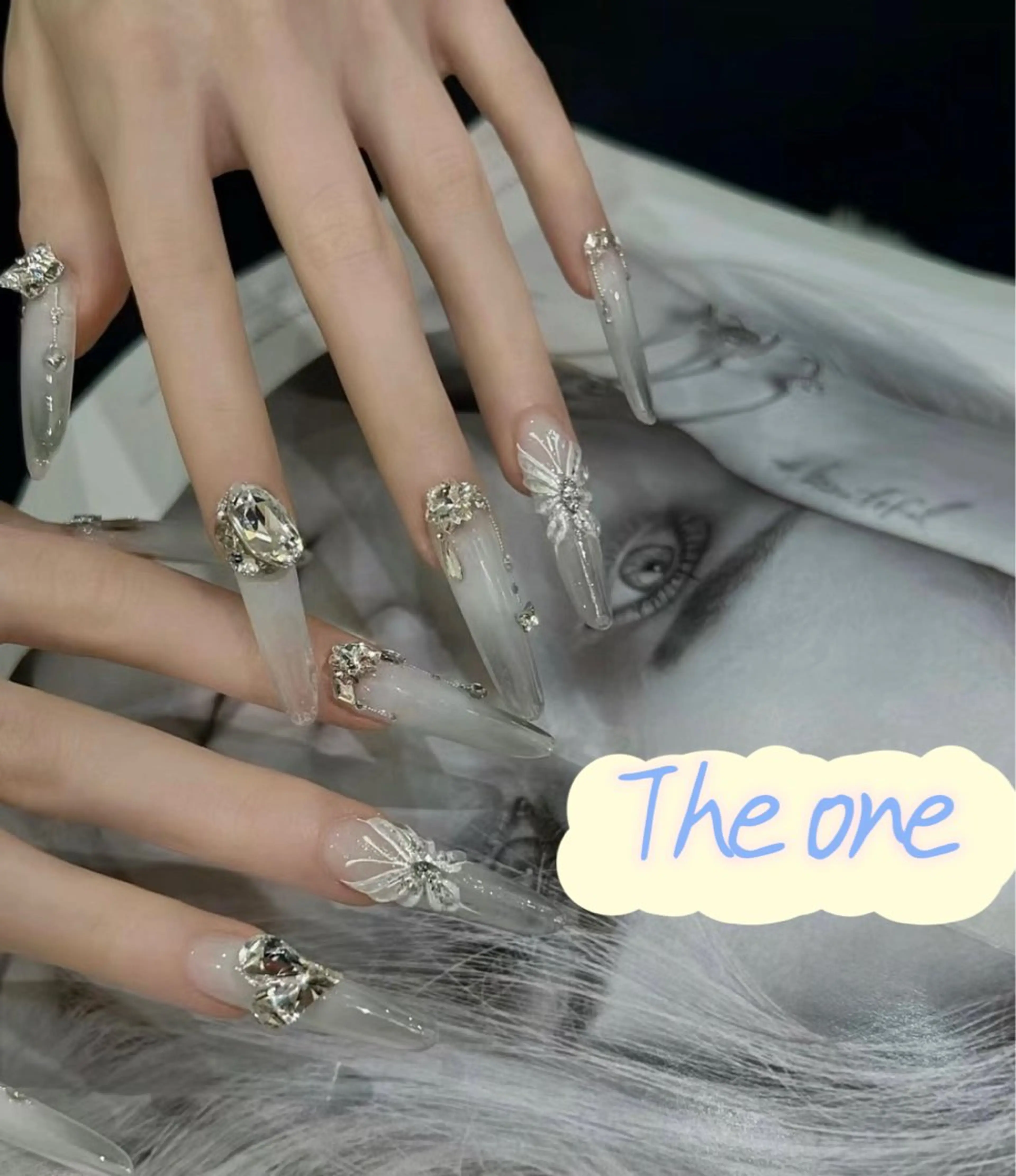 ネイル Theone栄店 赤松のネイルデザイン