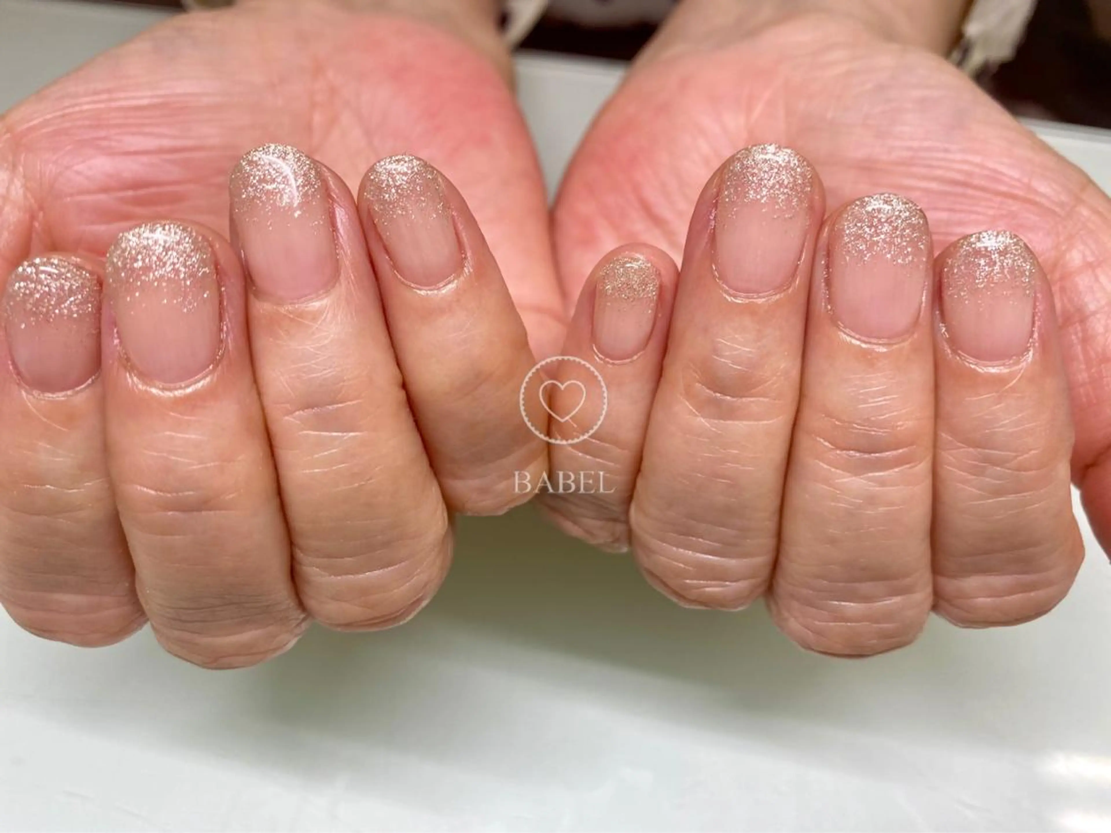ネイル アートネイル ラメ(グリッター) ラメグラデーション 冬ネイル 江戸川橋✨BABEL 【バベル】大人可愛いのネイルデザイン