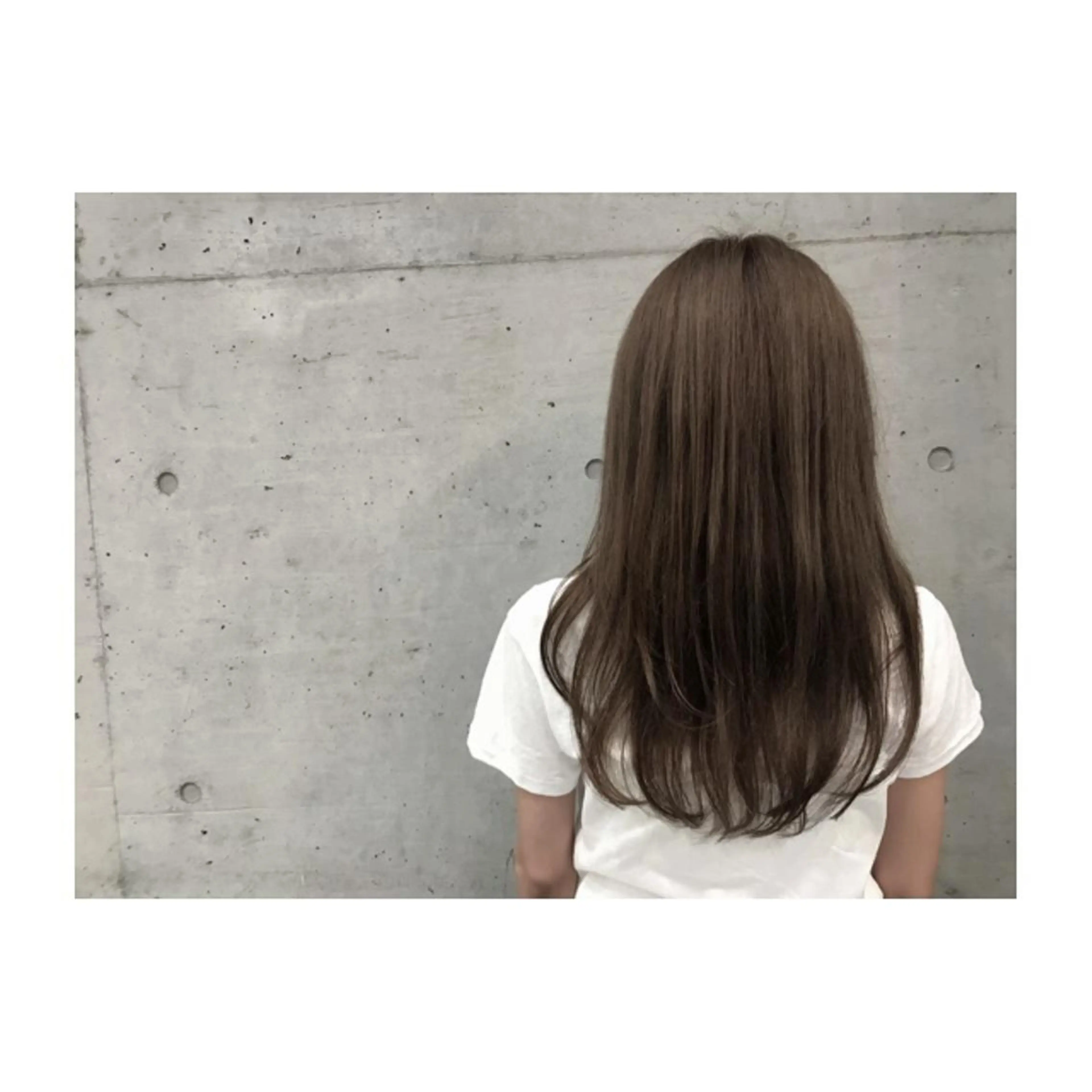 ロング カラー 透明感カラー グレージュ ハイライトカラー ハイライト 大栗 佑也  髪質改善のヘアスタイル