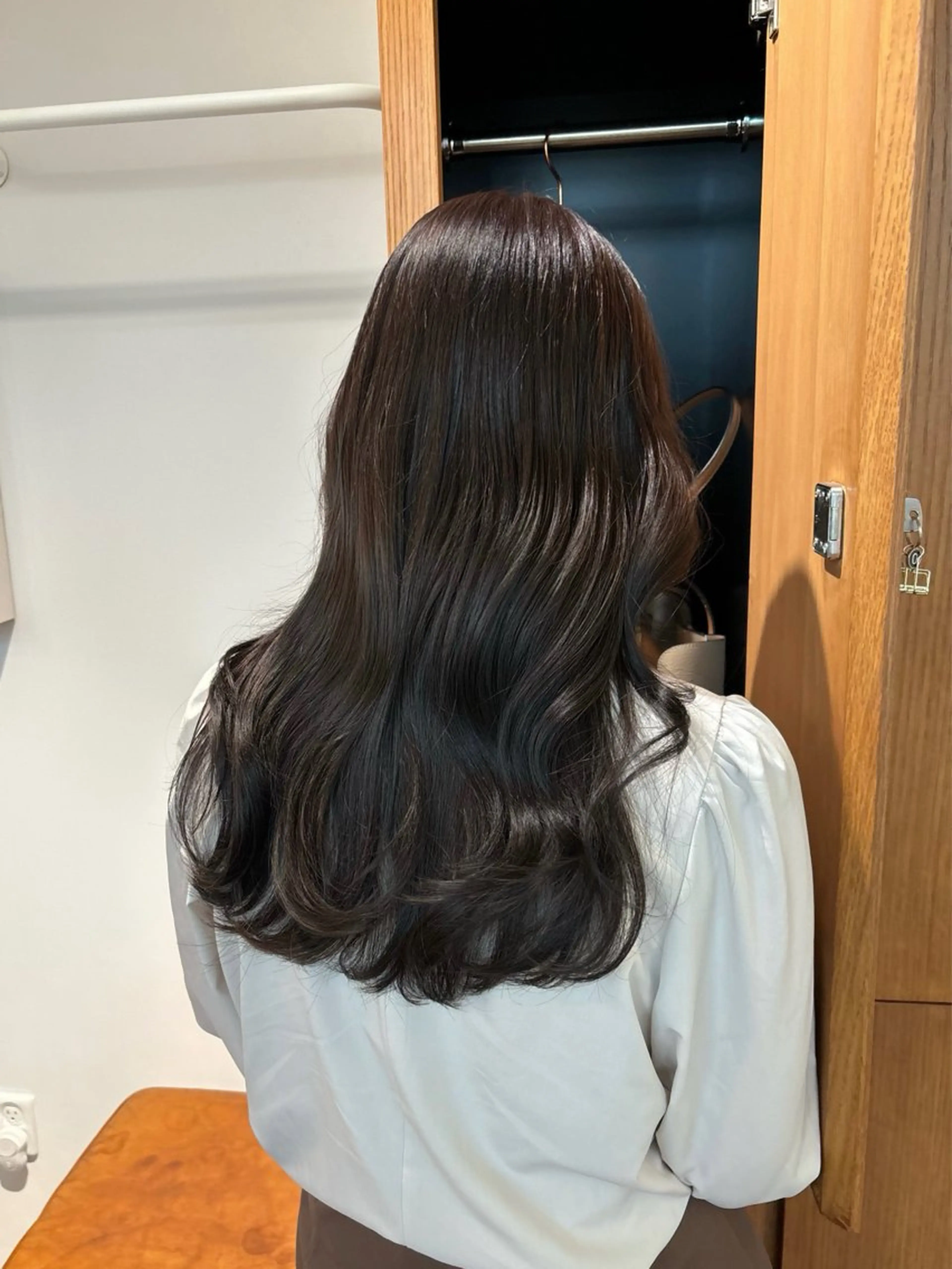 カラー aiko【艶カラー ・ミニモ年内で終了】のヘアスタイル