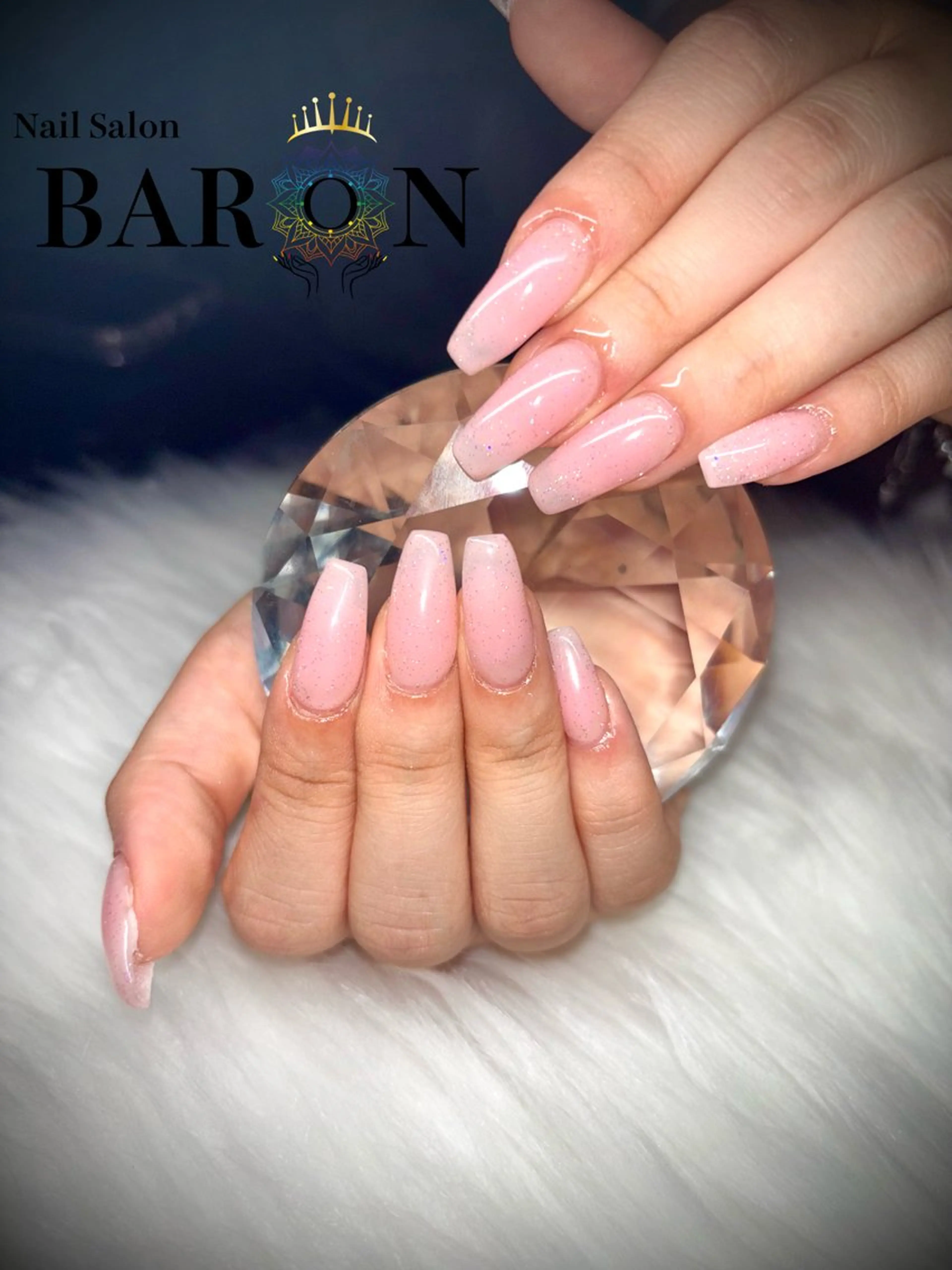 ネイル チークネイル フラッシュネイル キラキラネイル ピンク ハンドネイル ♛︎BARON♛︎ MASHIROのネイルデザイン