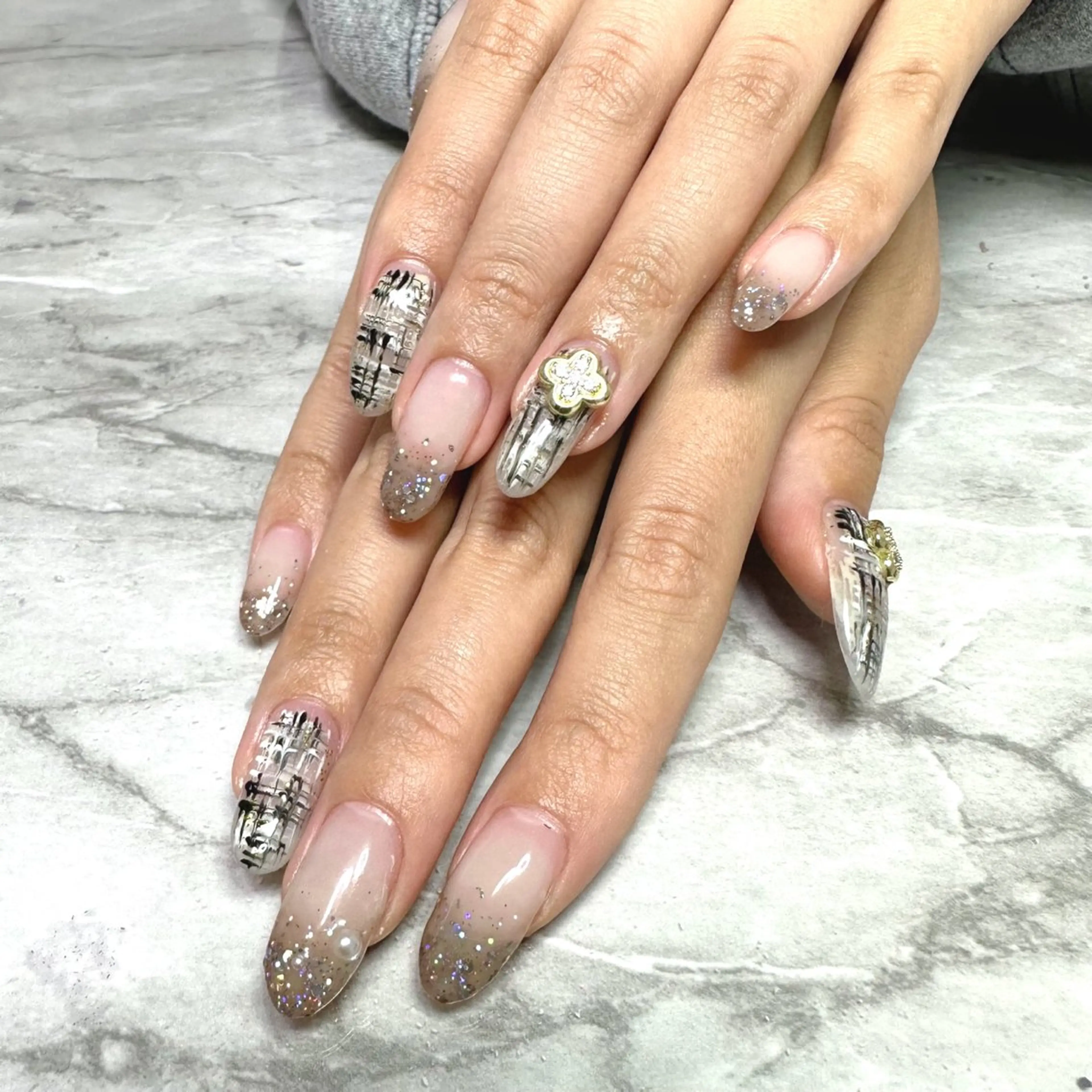 ネイル ハンドネイル Lily nailのネイルデザイン