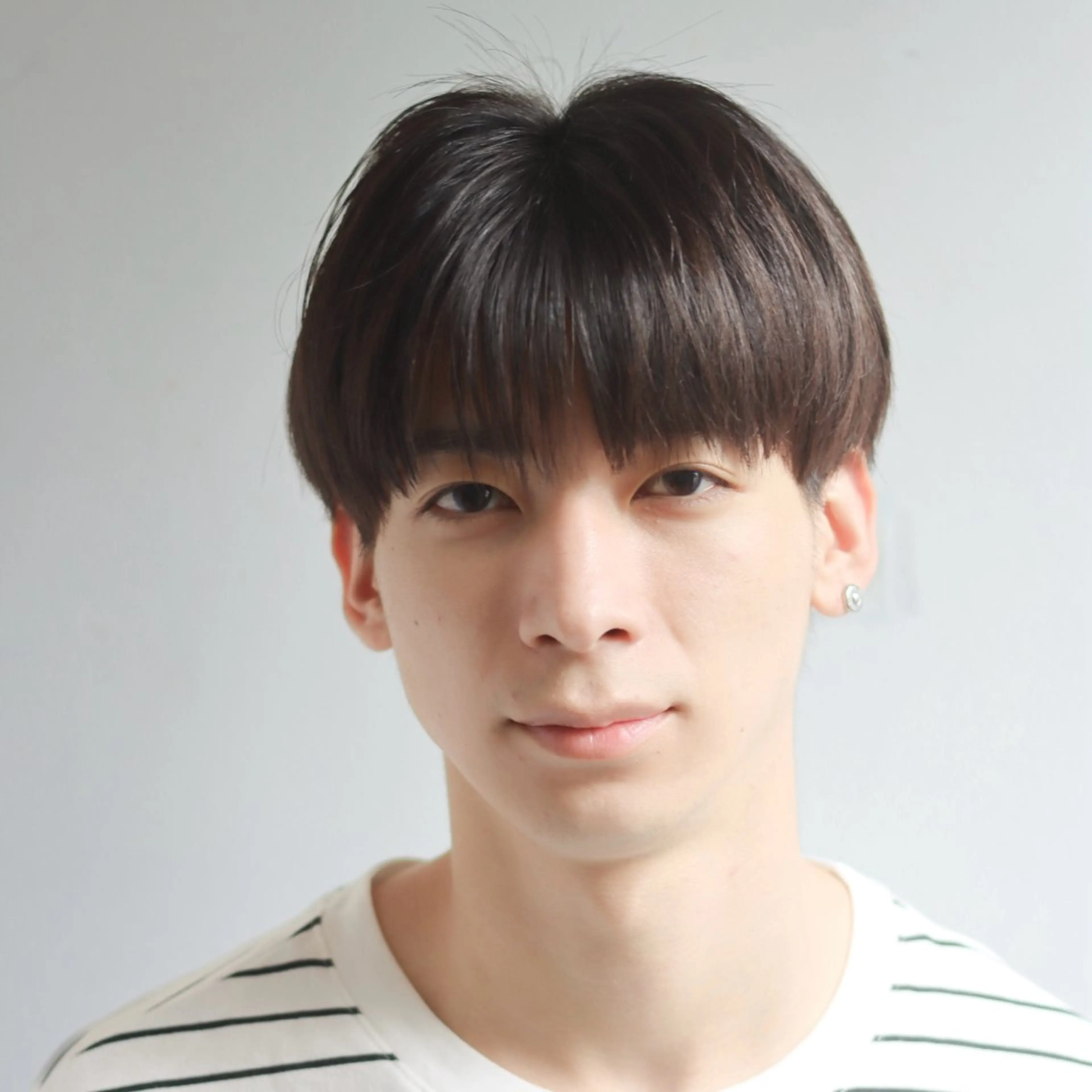 メンズ フェザーパーマ/ 曲がる矯正/酒井壮大のヘアスタイル