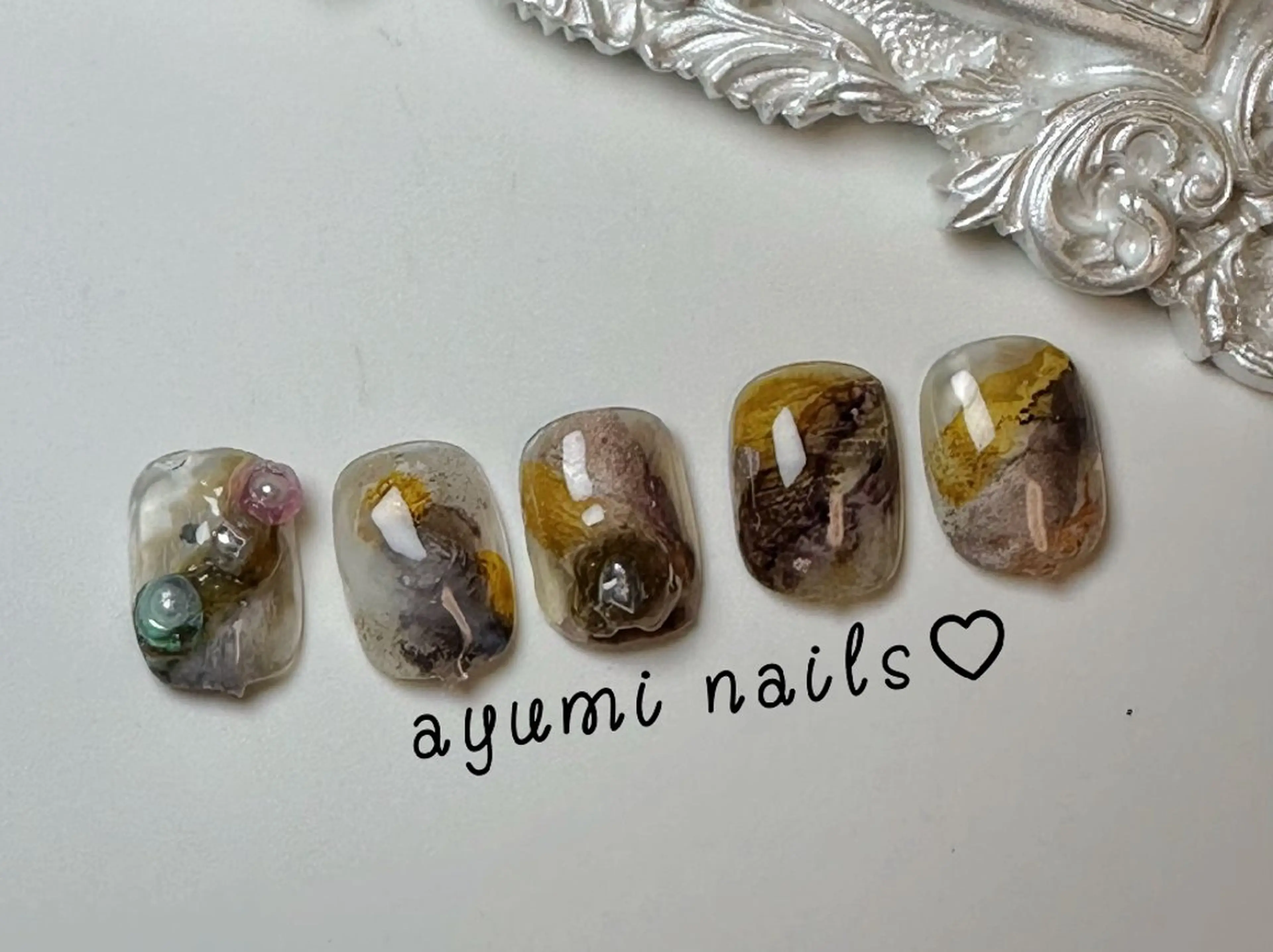 ネイル ニュアンスネイル 🍁Ayumi 💐 Nailsのネイルデザイン