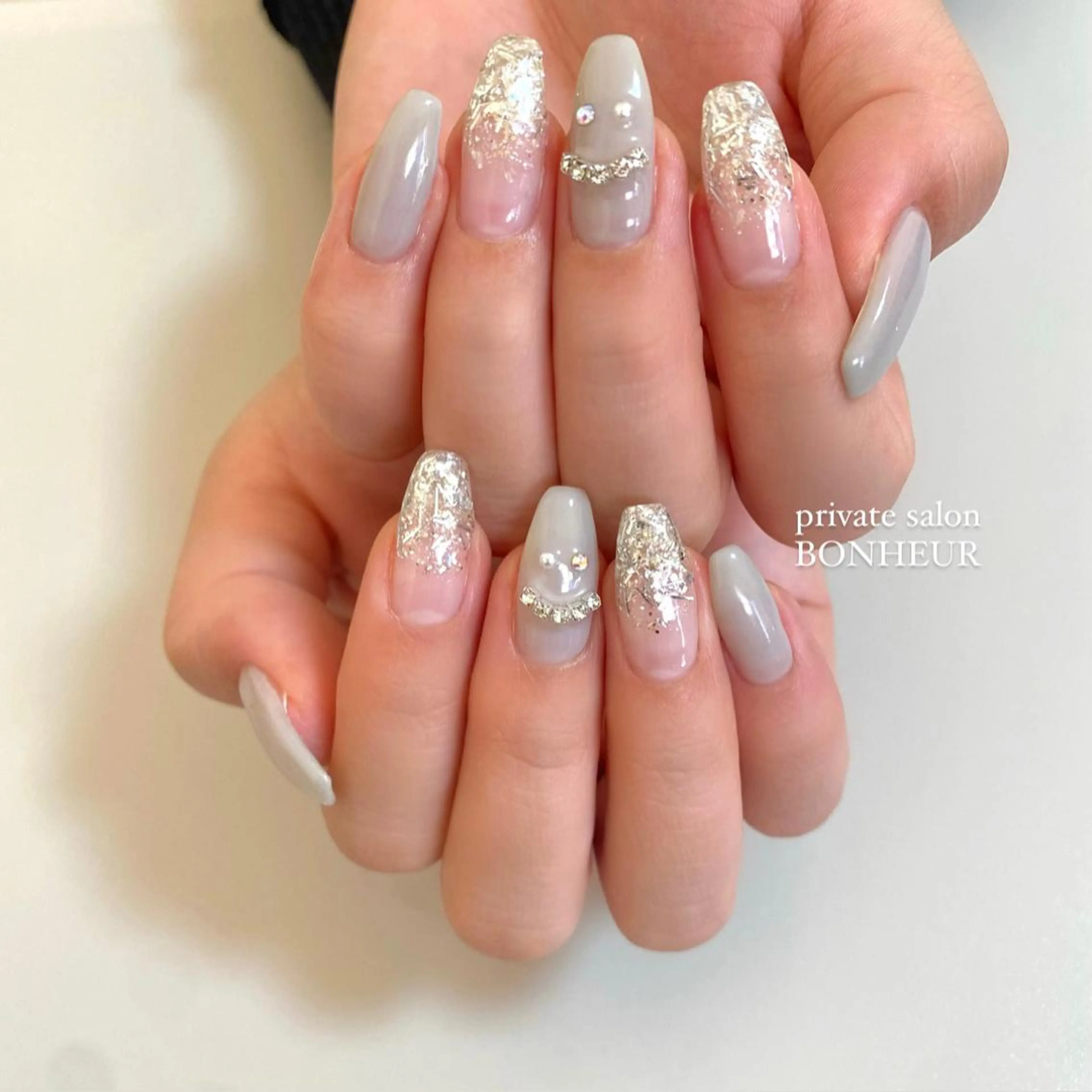 ネイル ハンドネイル BONHEUR Annaのネイルデザイン