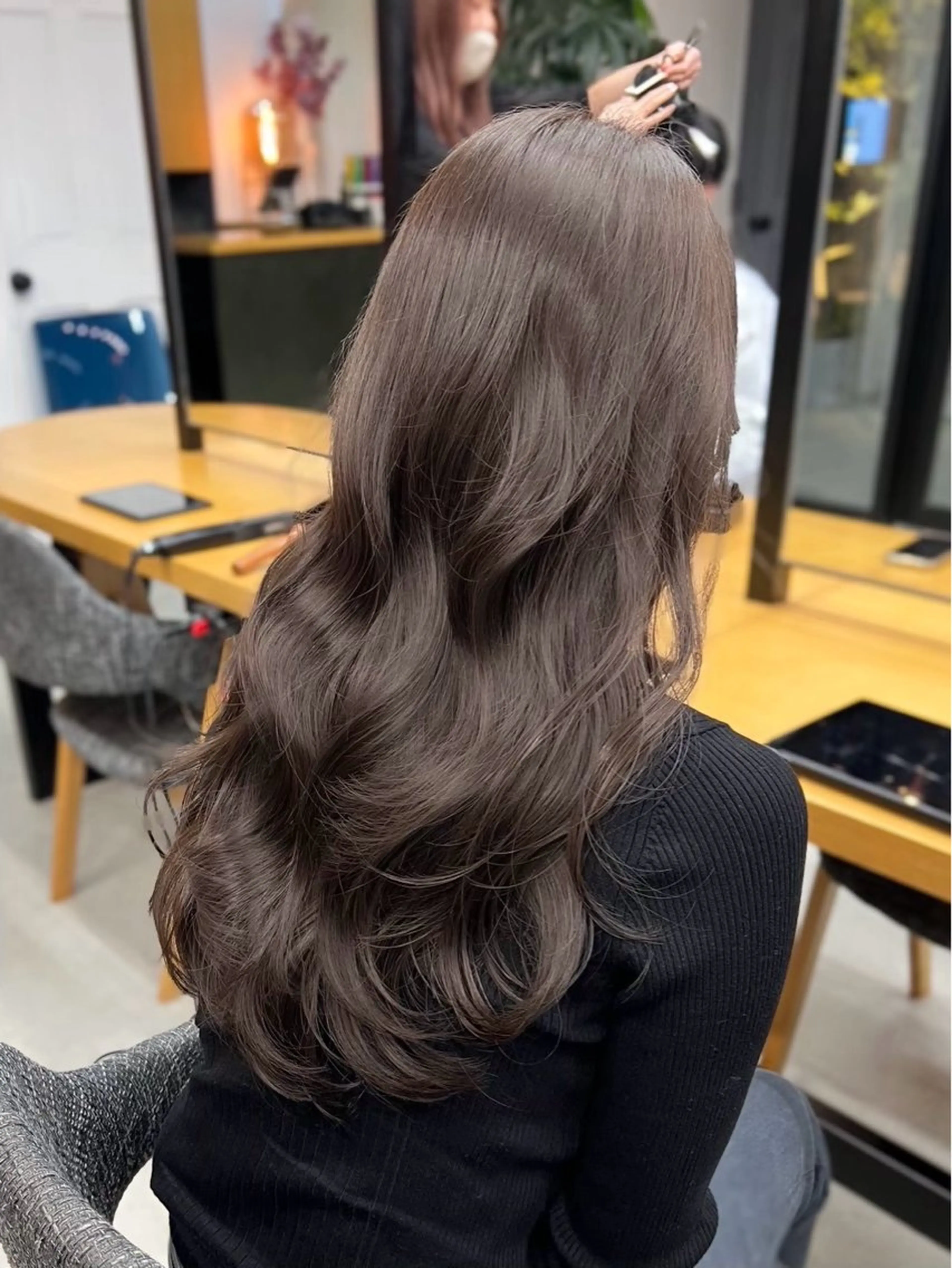 セミロング カラー ブラウンカラー レイヤーカット カット ヘアカラー トリートメント レイヤー/ハッシュ 渋谷/サッタのヘアスタイル