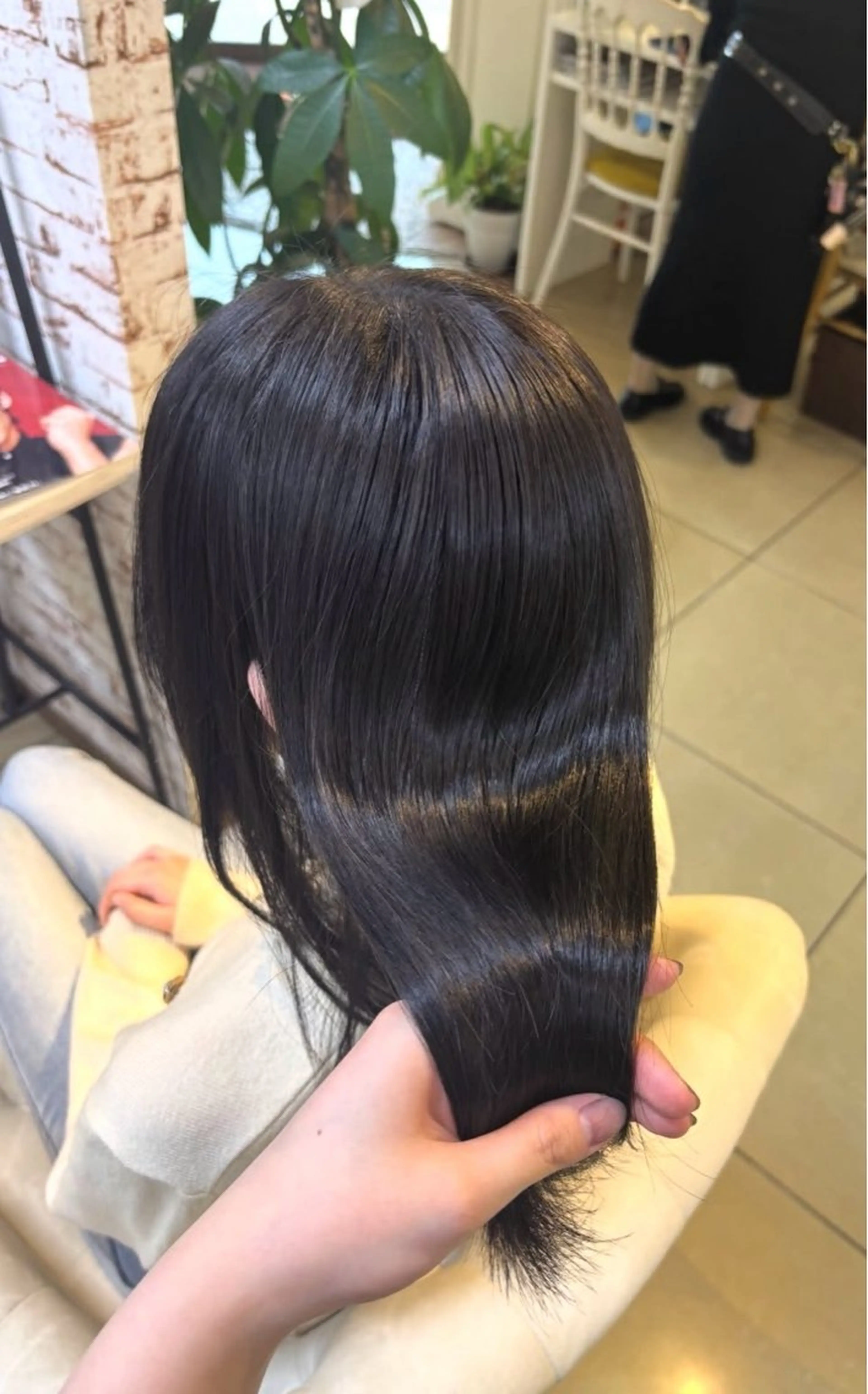 セミロング ヘアカラー トリートメント eMu透明感カラー 🪄◝✩🫧yukiのヘアスタイル