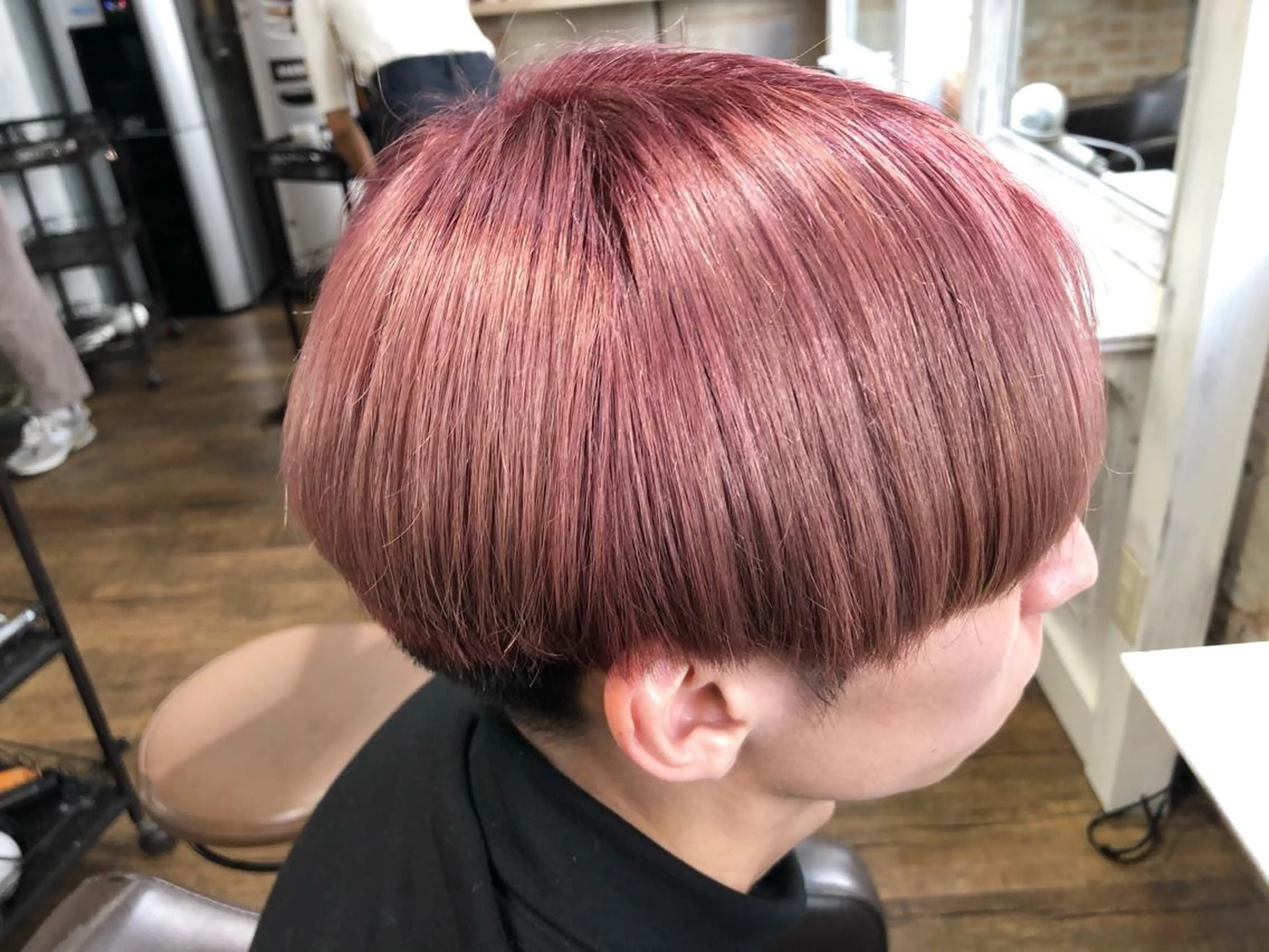 ショート カラー ヘアアレンジ ヘアカラー トリートメント 遠藤 拓馬のヘアスタイル