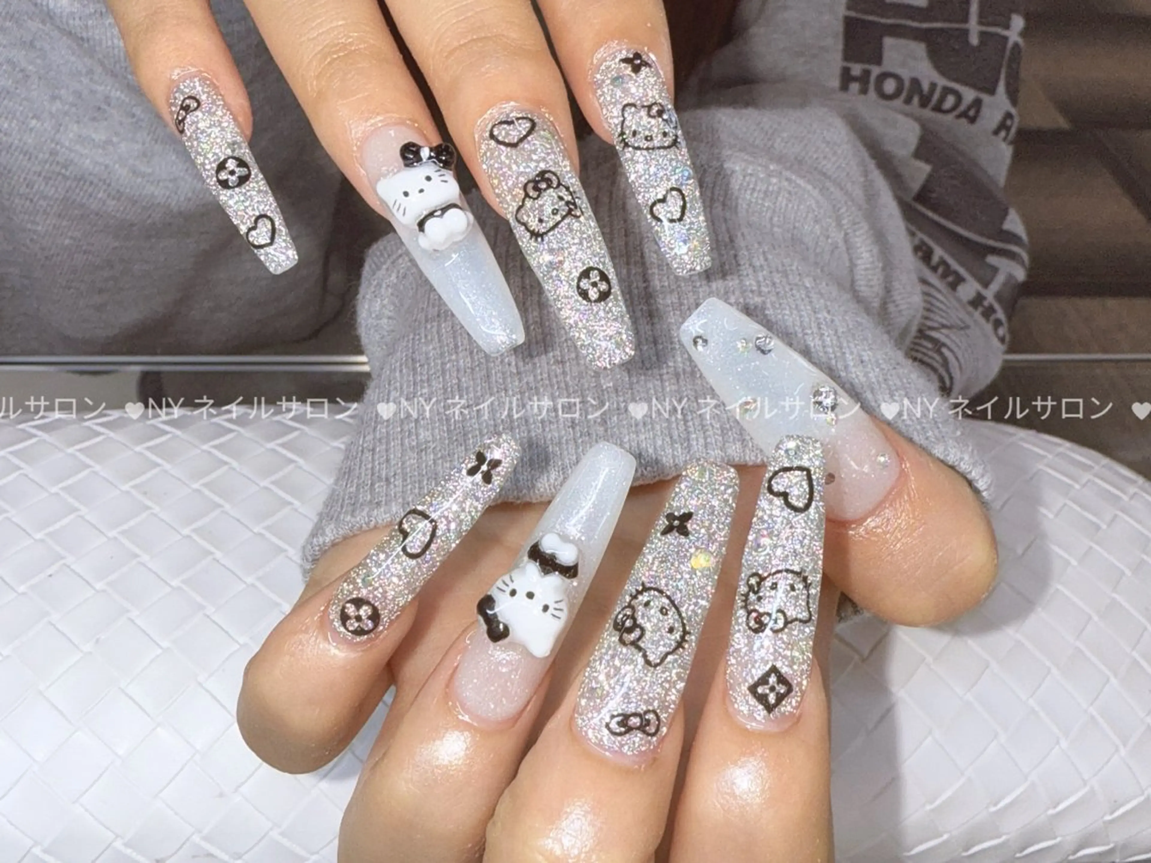 ネイル 長さ出し フットネイル フレンチネイル ジェルネイル ガーリー ハンドネイル NYネイルサロン 千葉中央店のネイルデザイン