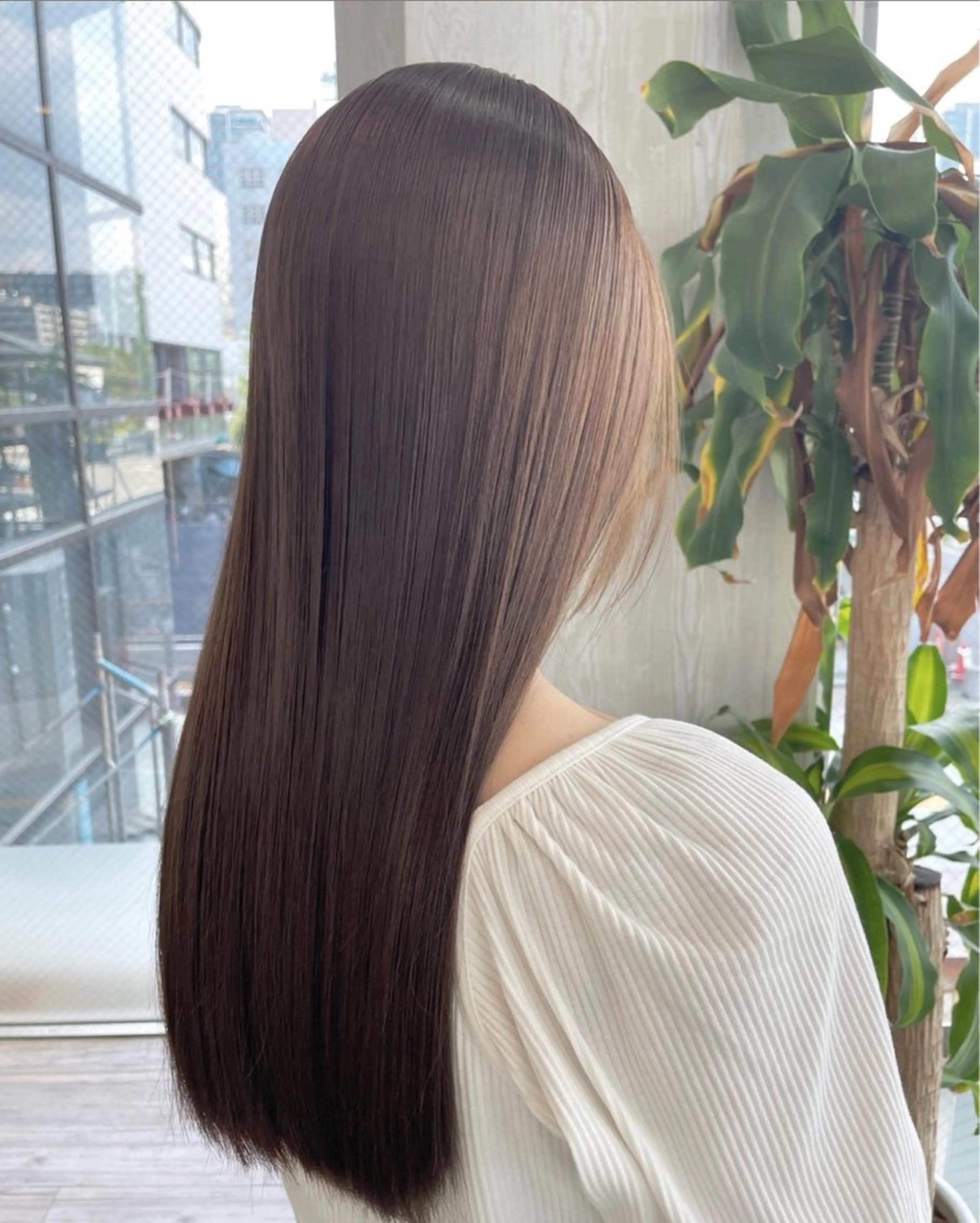 ロング カラー アッシュ 透明感カラー グラデーションカラー 外国人風カラー レイヤーカット ヘアカラー トリートメント 河合秀明/ショート /ボブ/レイヤーのヘアスタイル