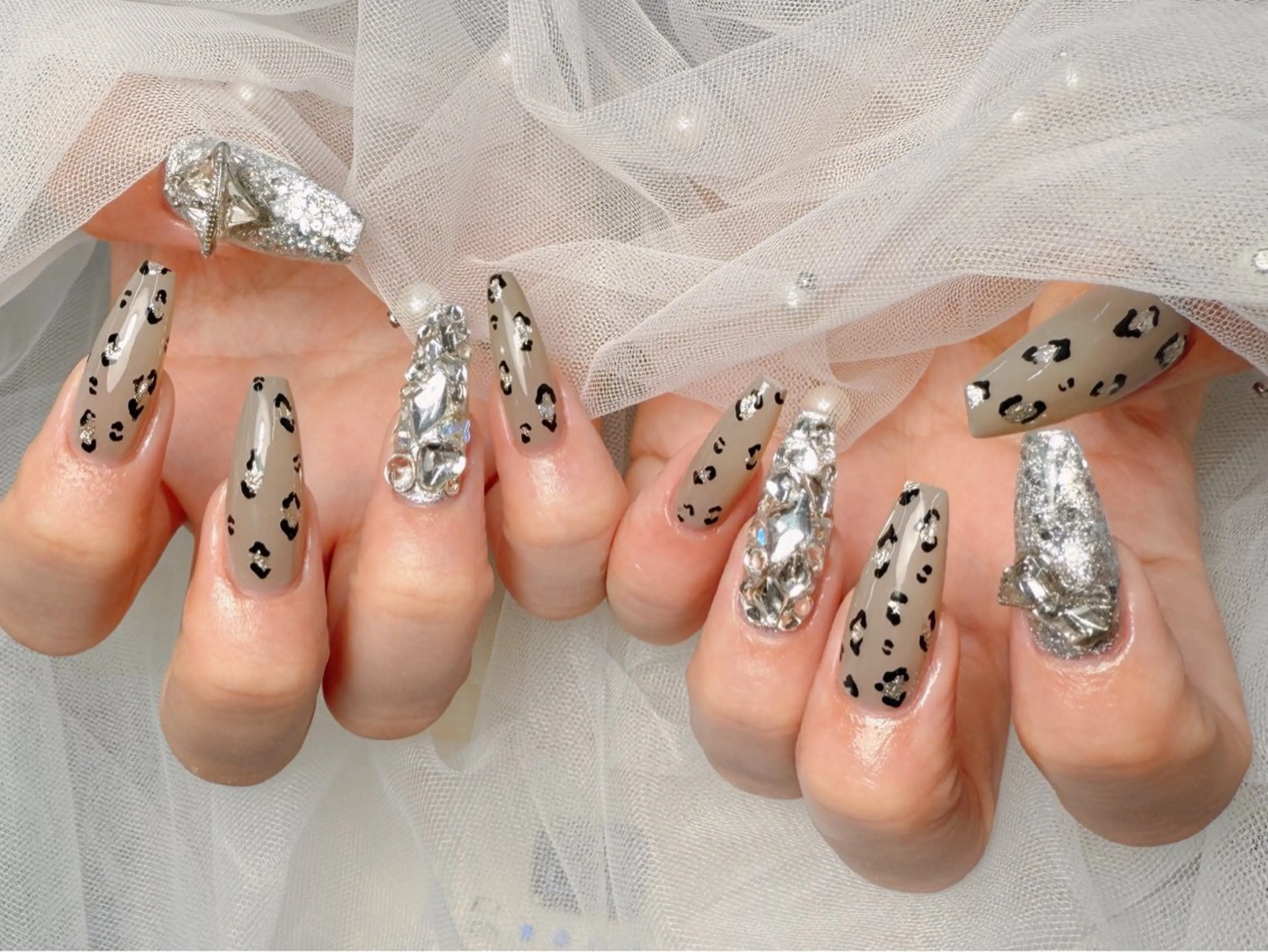 ネイル ハンドネイル ToliyDeliy Nail Salonのネイルデザイン