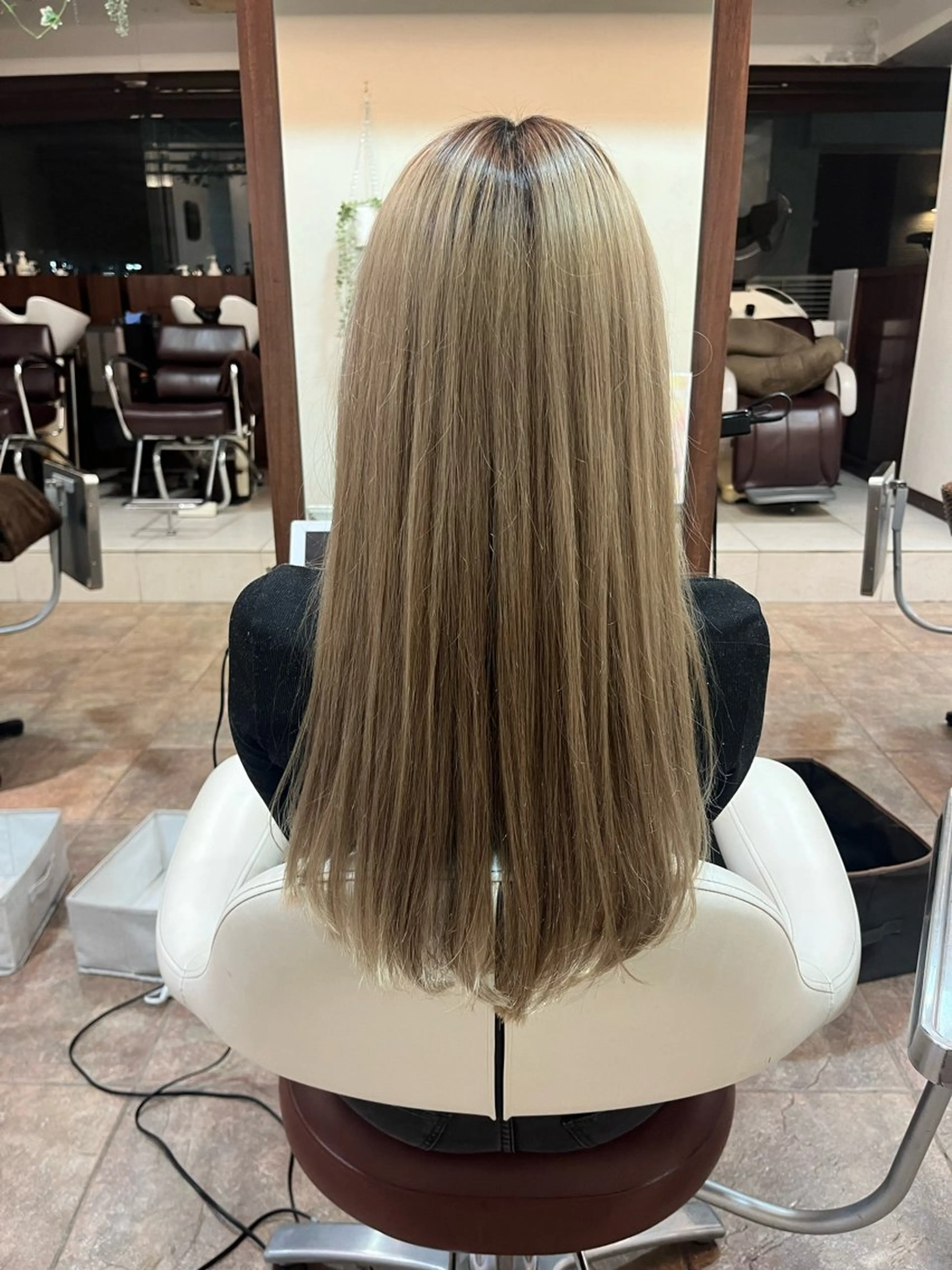 ロング ナチュラルカラー みずきのヘアスタイル