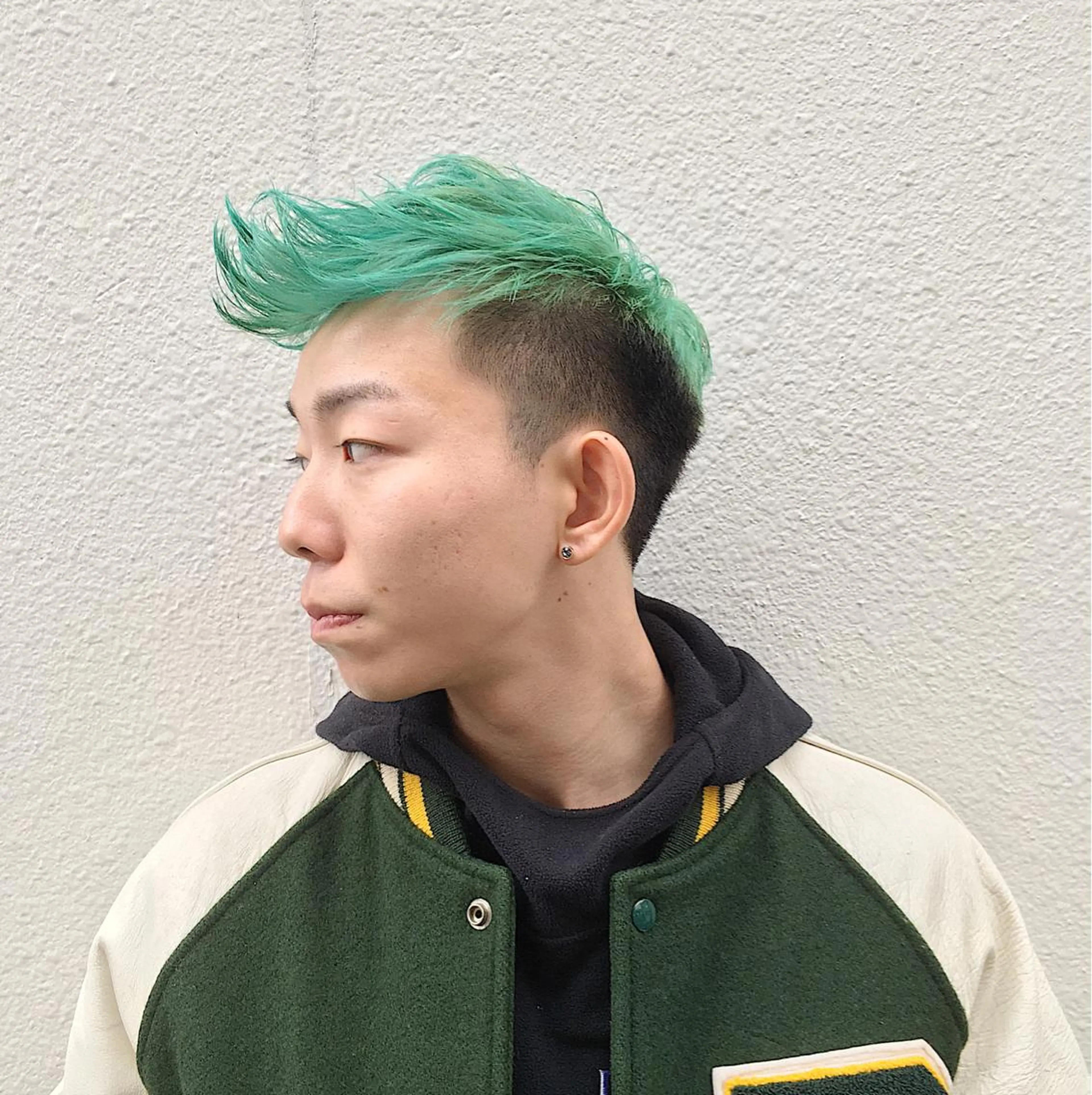 カラー メンズ モヒカン メンズサロン rootのヘアスタイル