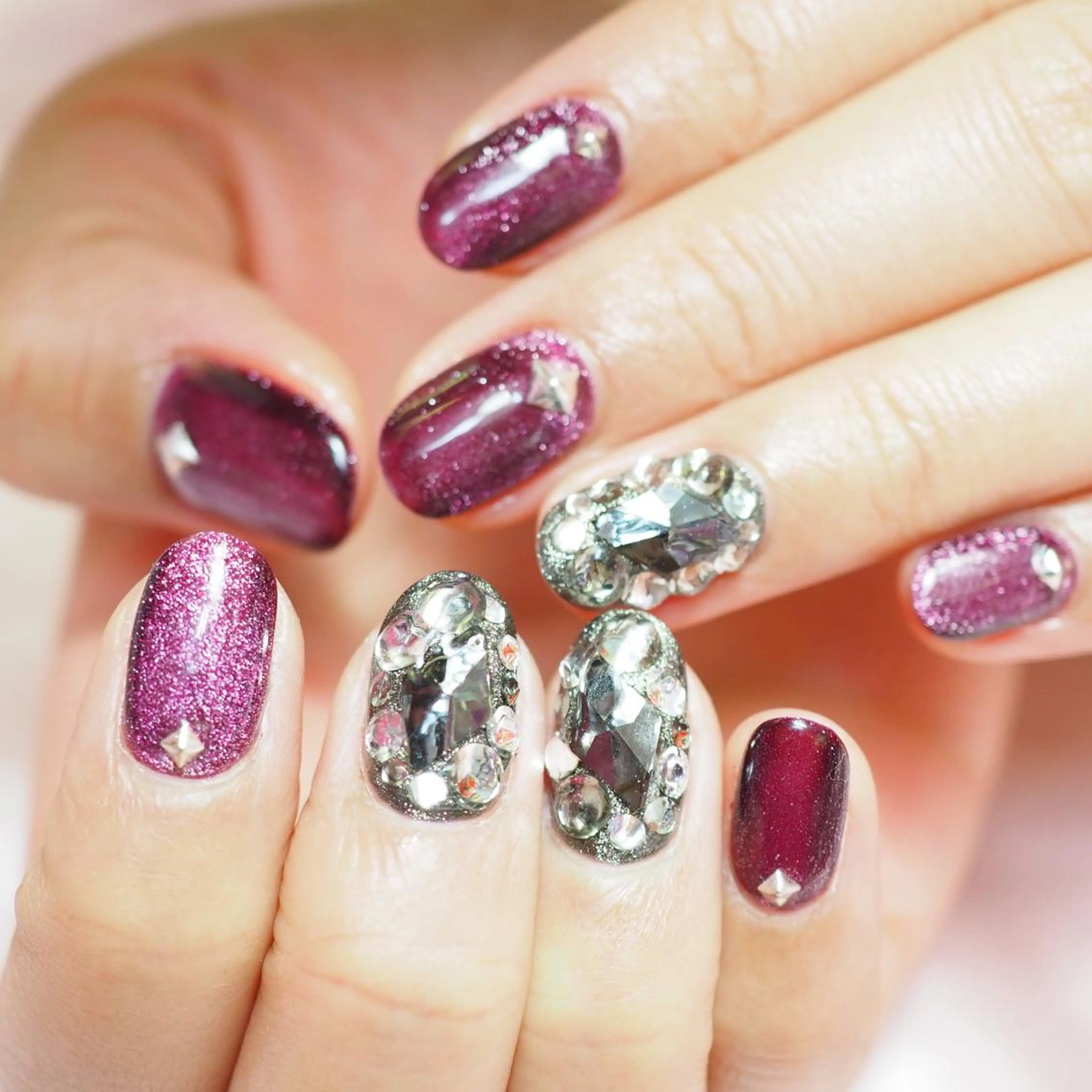 ネイル ハンドネイル 深爪を断らない スカルプ高評価店のネイルデザイン