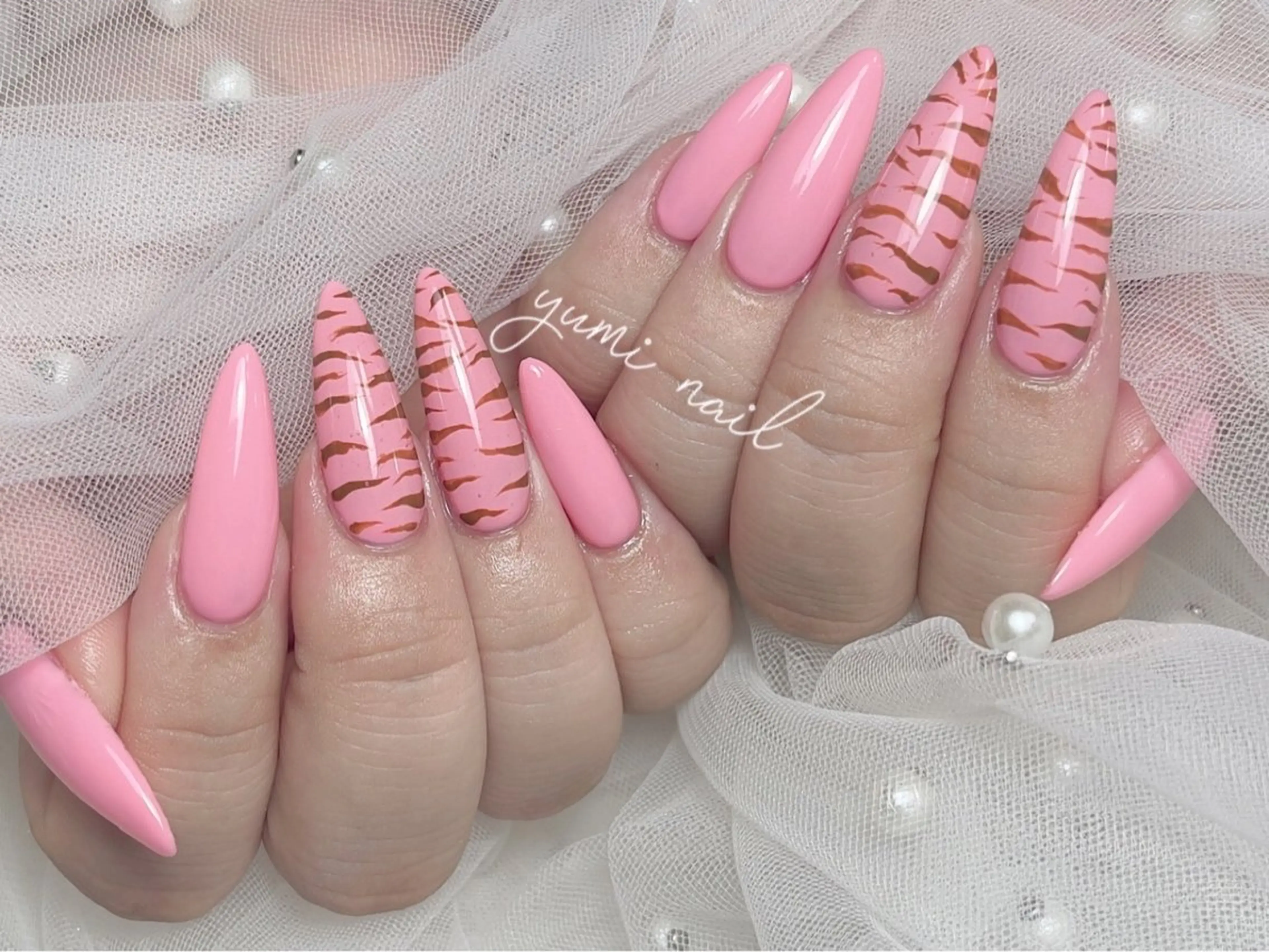 ネイル 𝐲𝐮𝐦𝐢🎀 長さ出しデザイン専門のネイルデザイン