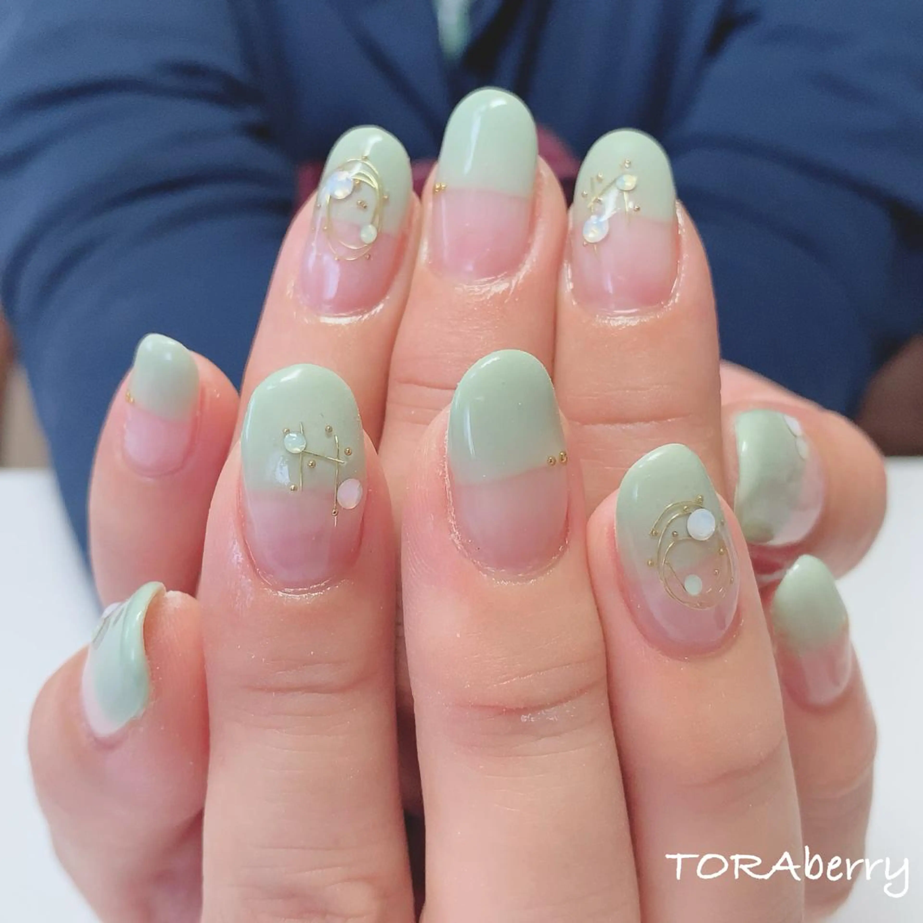 ネイル ハンドネイル ネイリスト なつみのネイルデザイン