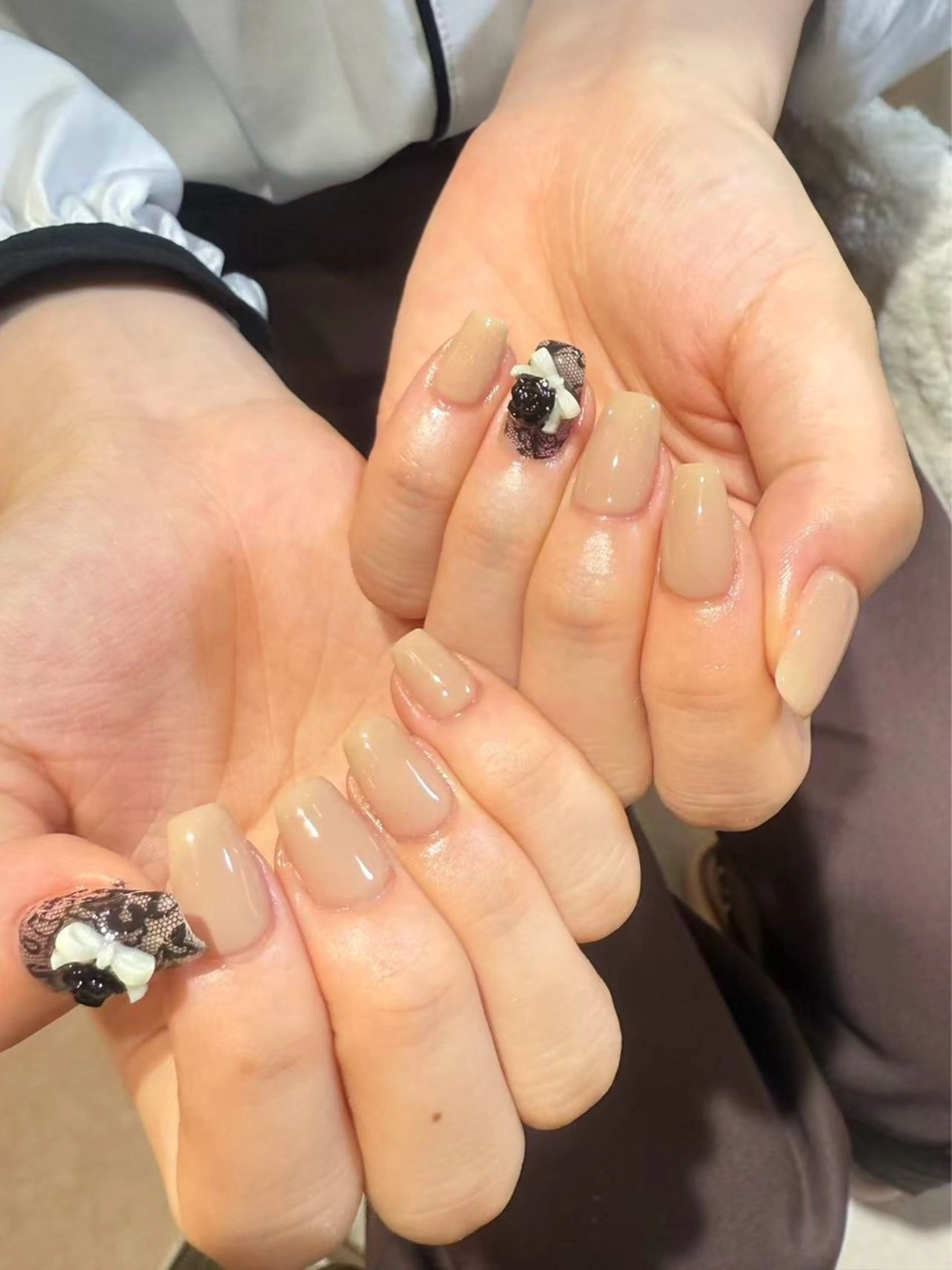 ネイル アートネイル オーロラネイル チークネイル 長さ出し フレンチネイル ハンドネイル Yumi Nail Seiのネイルデザイン