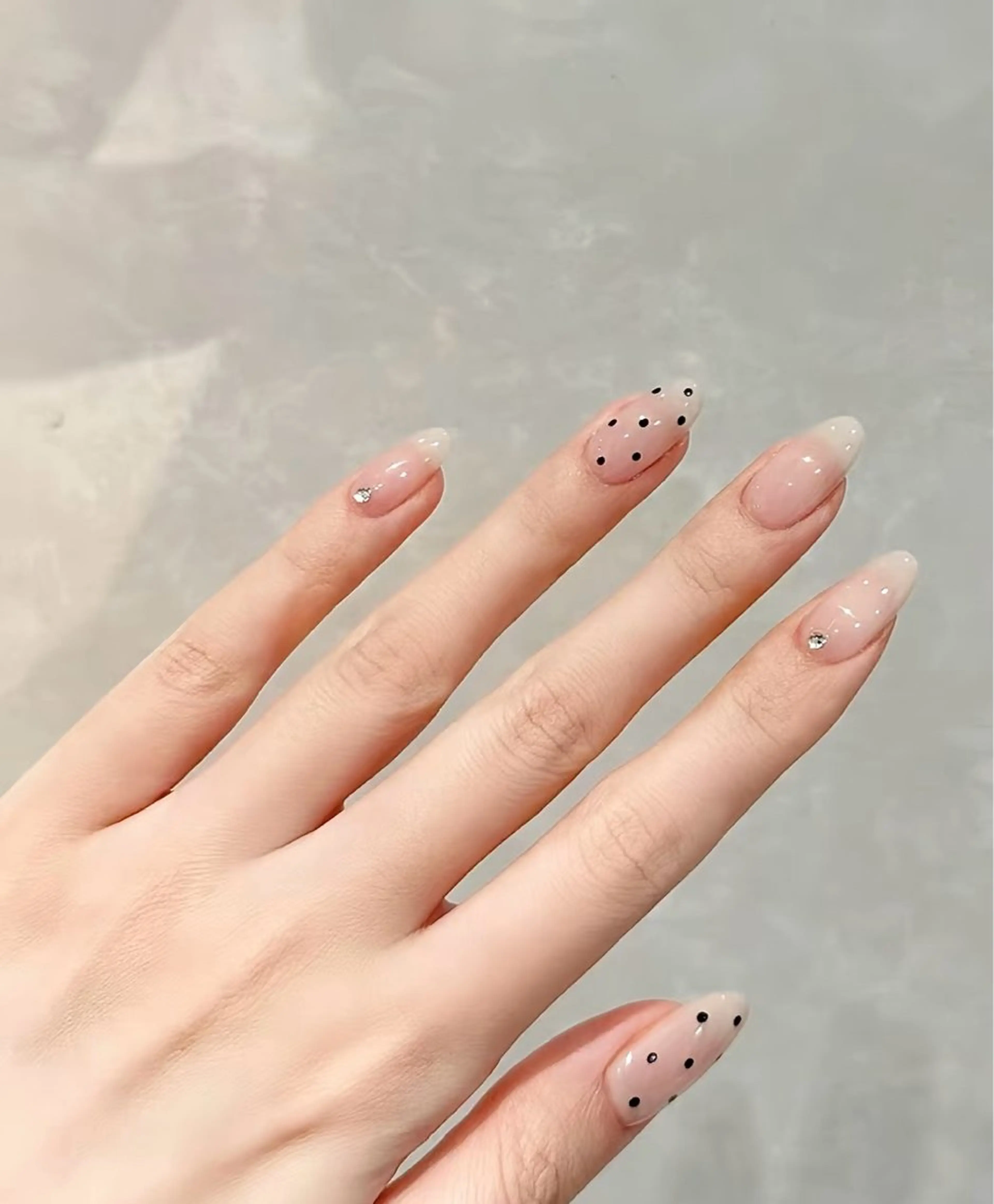 ネイル 高木 維麗絲のネイルデザイン