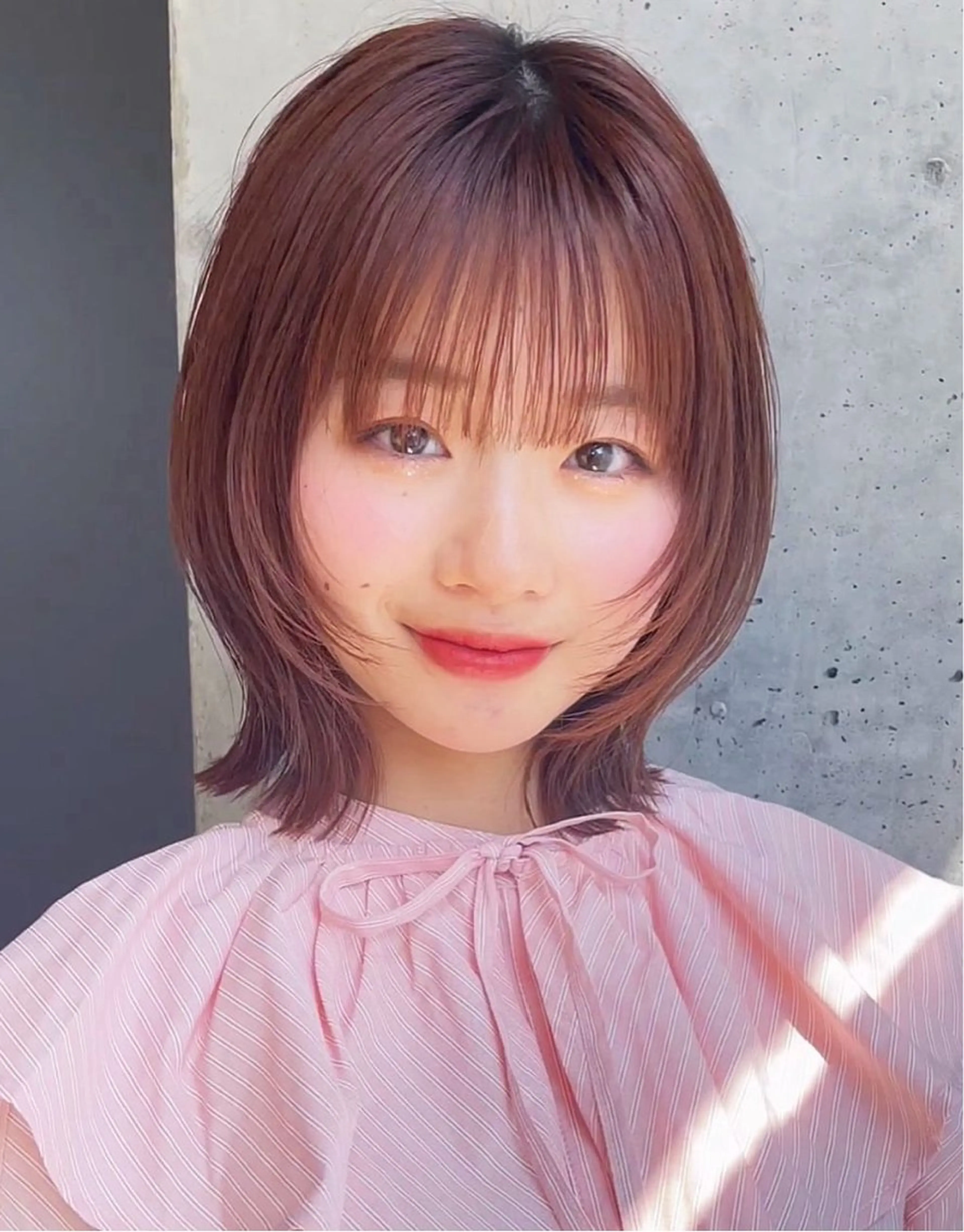 ショート カラー ボブ ウルフカット ウルフボブ カット ヘアカラー ムラ修正💎 艶髪ハイトーン💎のヘアスタイル