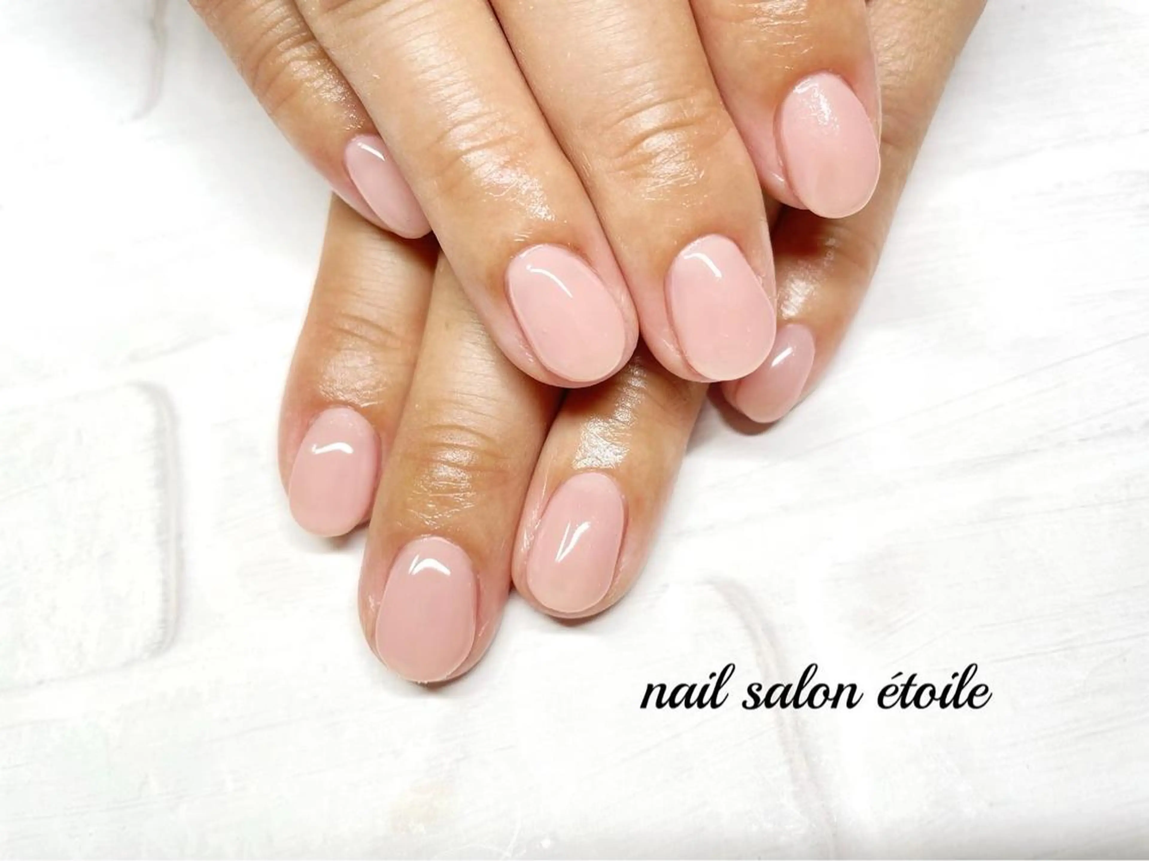 ネイル ジェルネイル オフィスネイル ワンカラーネイル ピンク シンプルネイル ハンドネイル nail salon étoileのネイルデザイン