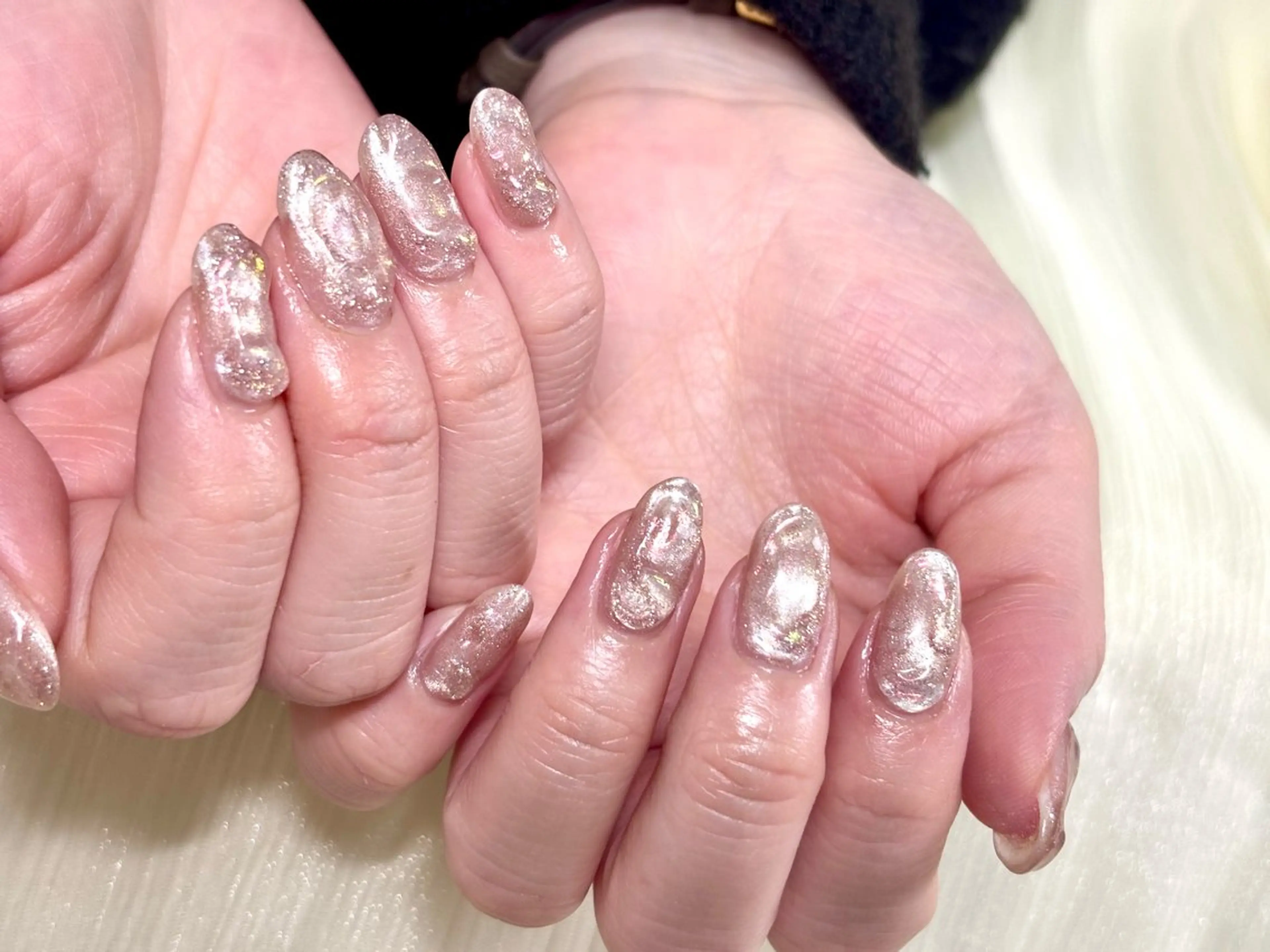 ネイル キラキラネイル ニュアンスネイル 春ネイル ハンドネイル ハンドケア ETE LUNA NAILのネイルデザイン