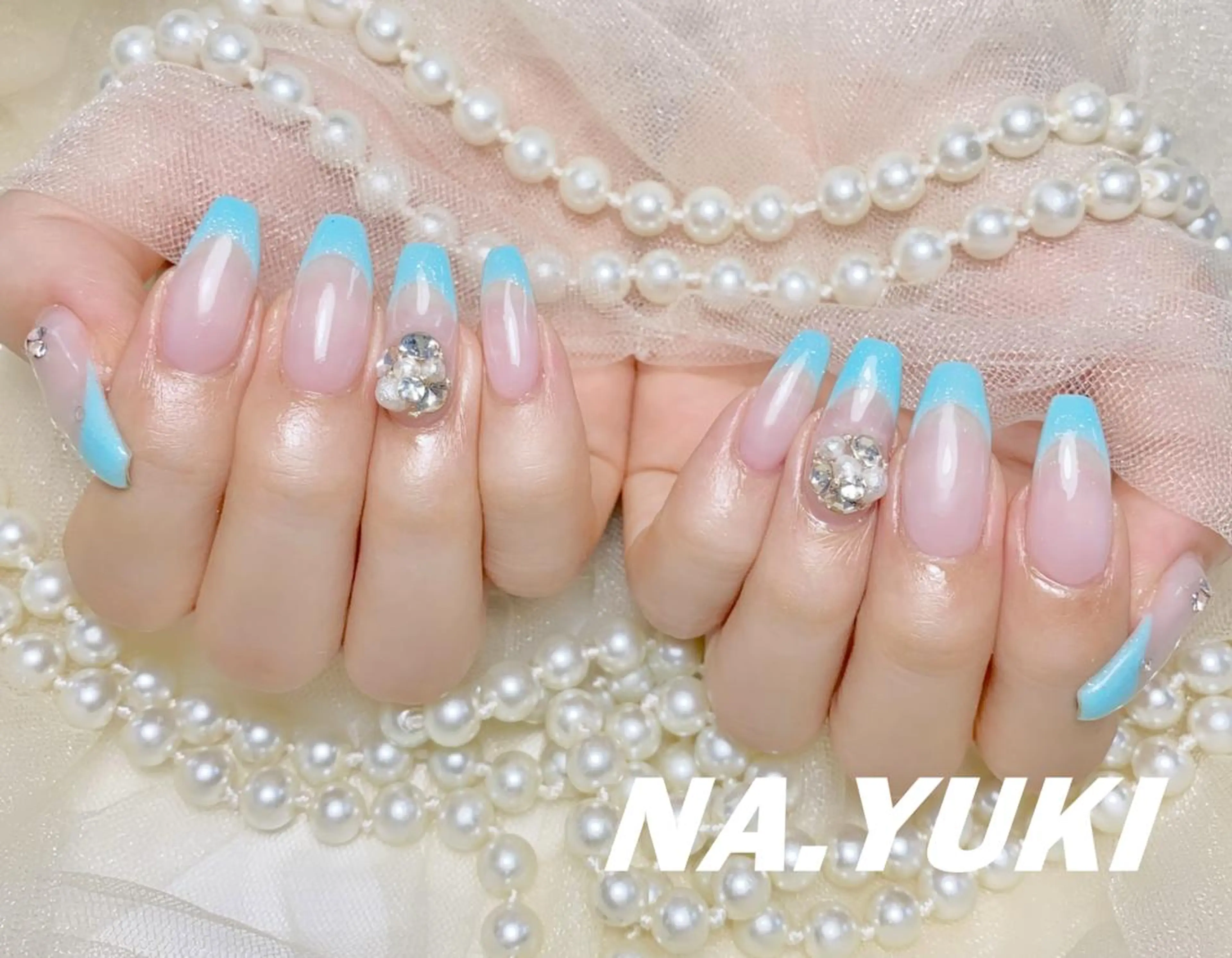 ネイル ハンドネイル ハンドケア 🌷 Mooning 🌷のネイルデザイン