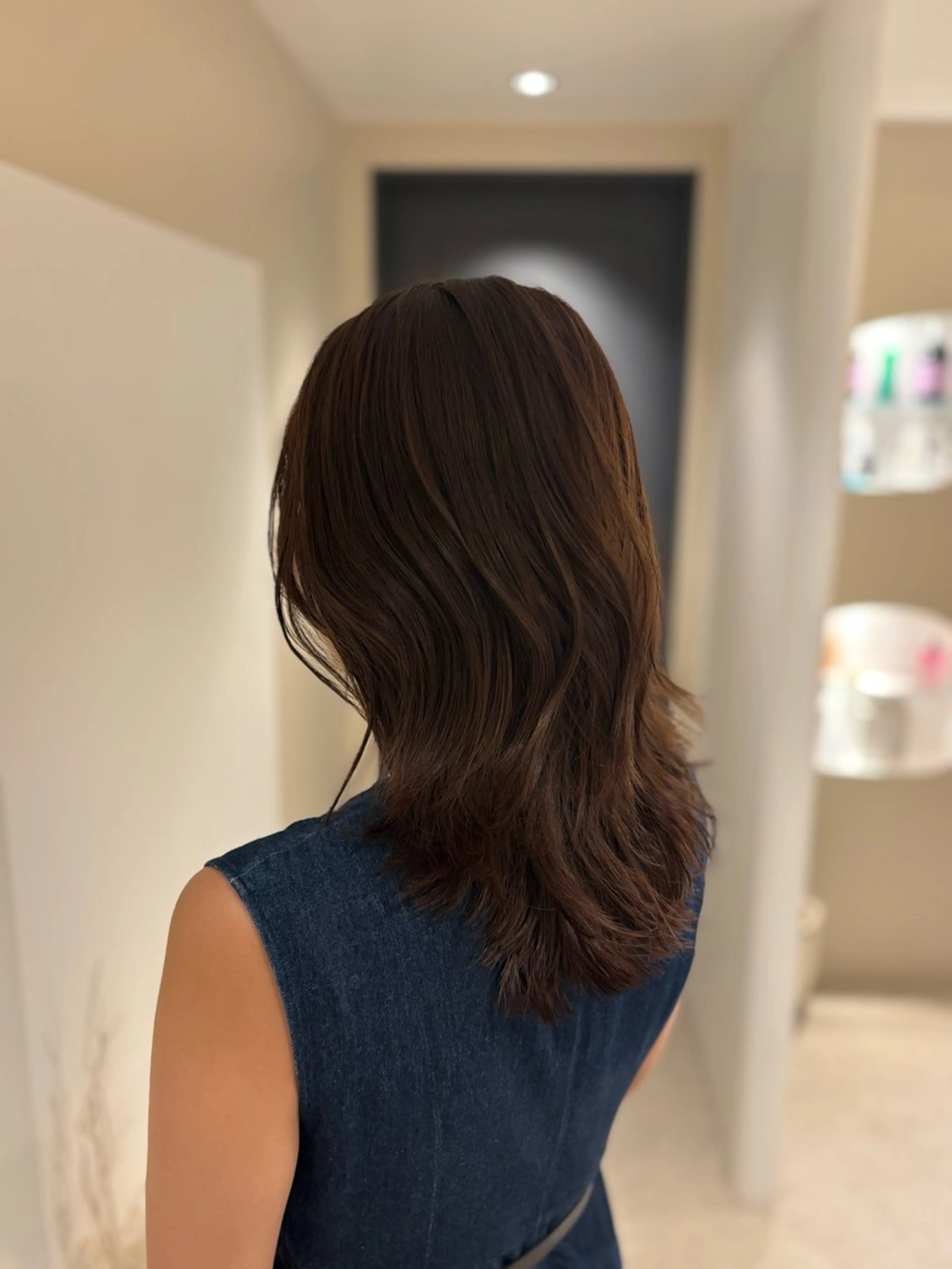 ミディアム 篠崎 加奈のヘアスタイル