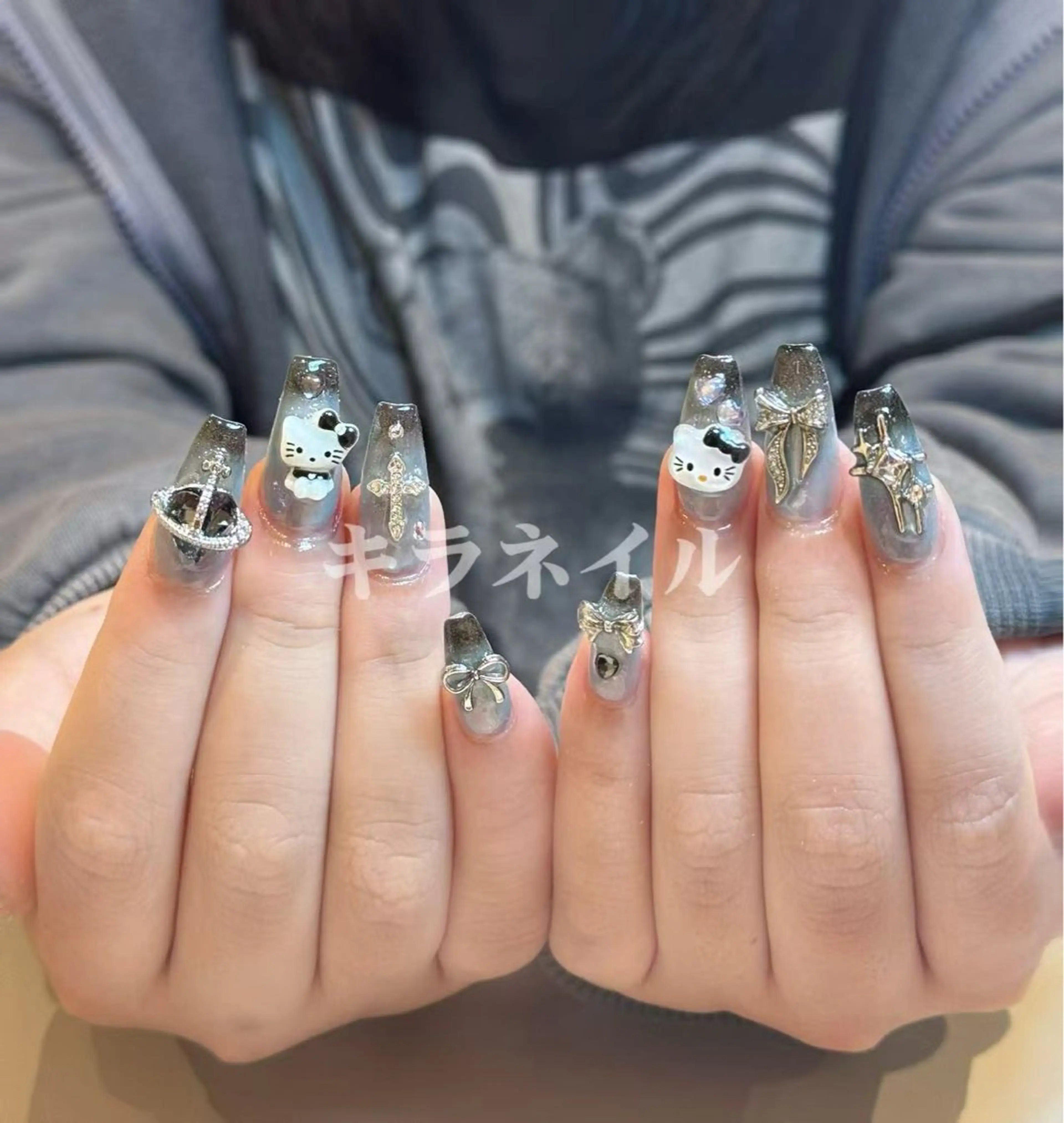 ネイル ハンドネイル 🎀kira 長さだし💗モチ最高のネイルデザイン