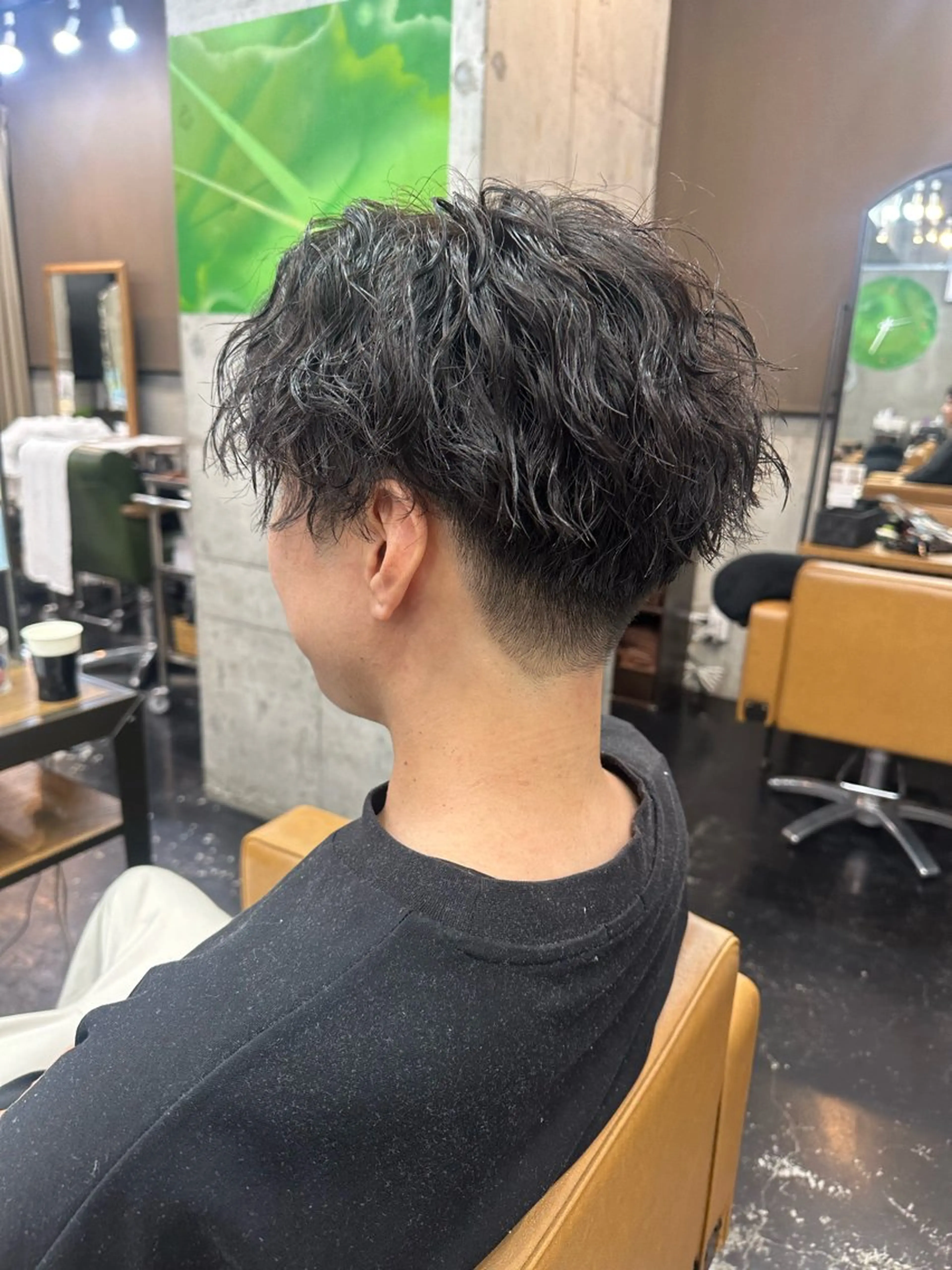パーマ メンズ 保井 実奈美のヘアスタイル