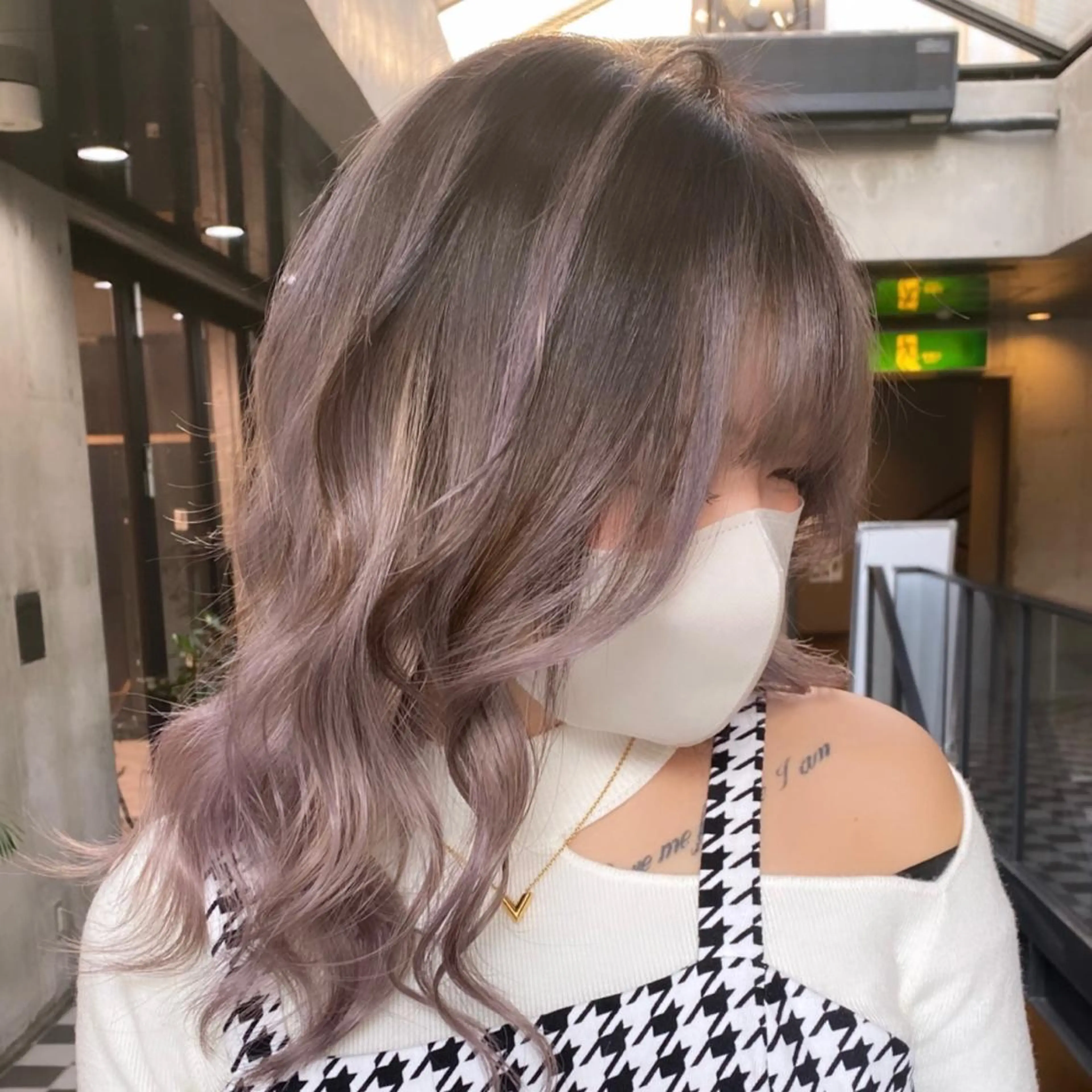 ロング カラー バレイヤージュ レイヤーカット ヘアカラー トリートメント 🌈透明感カラー ✨松田龍也🌈のヘアスタイル