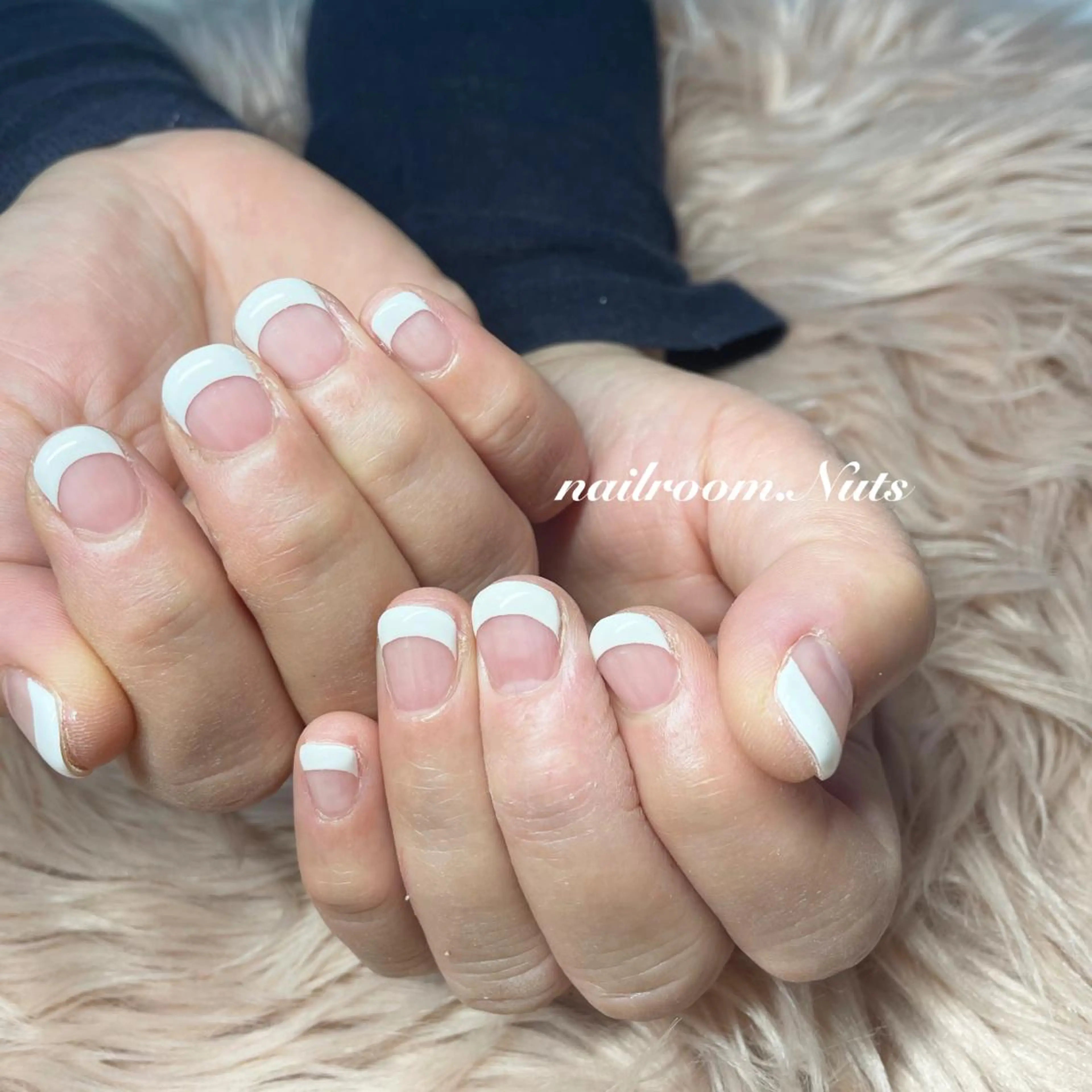 ネイル ハンドネイル nailsalon Nutsのネイルデザイン