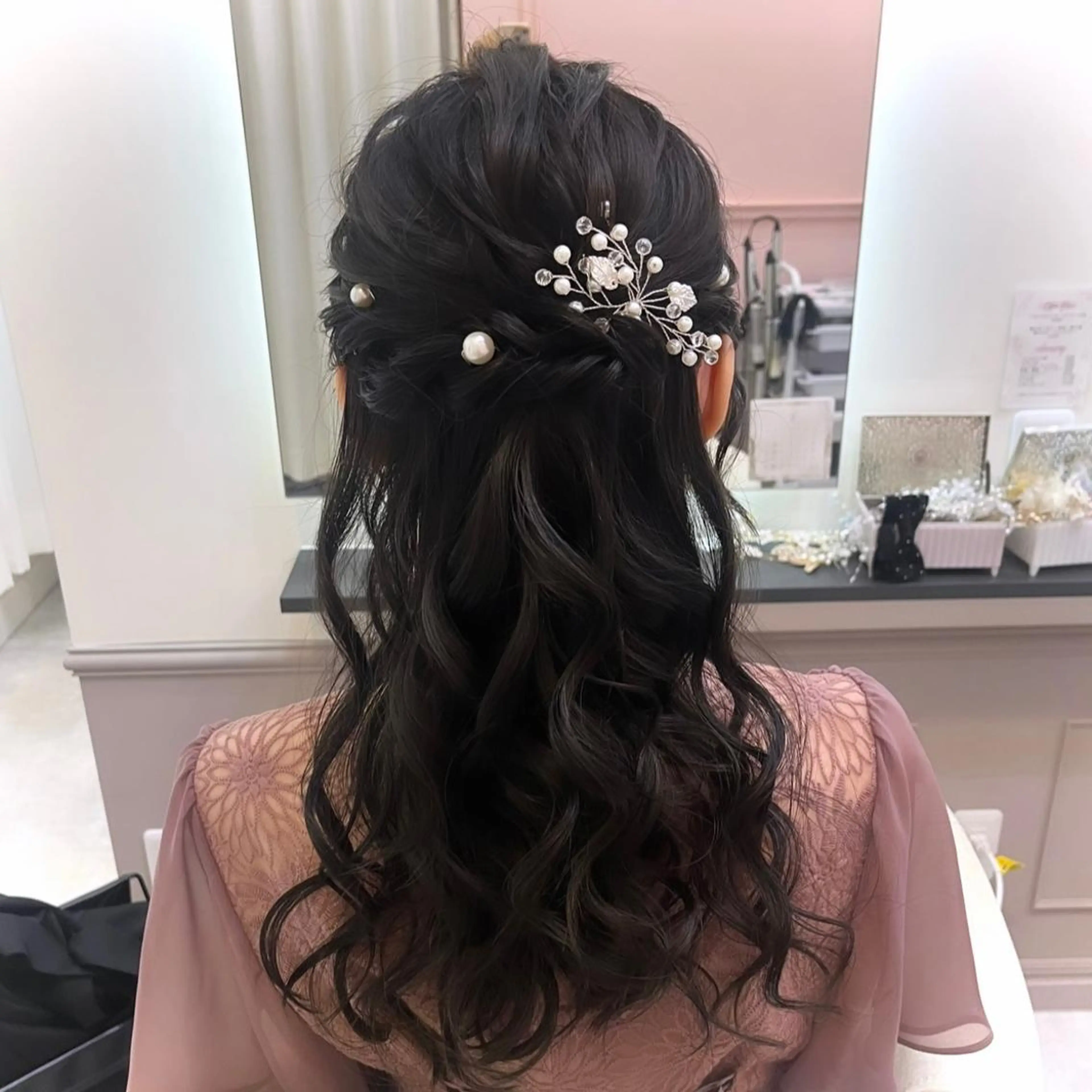 ロング ヘアアレンジ 結婚式・ブライダル lien ヒジリのヘアスタイル