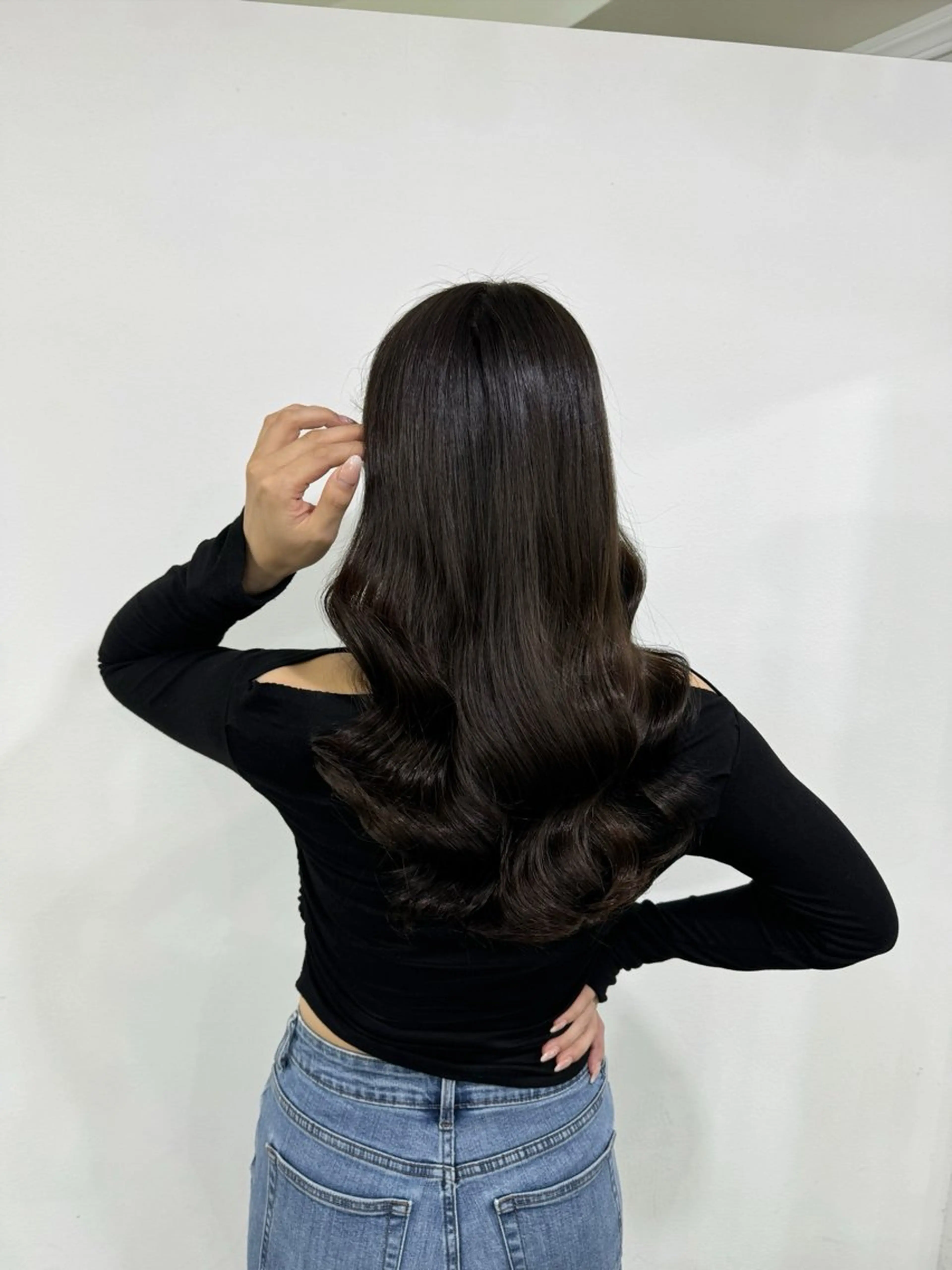 ロング ボブ くびれヘア 髪質改善 韓国風ヘア レイヤーカット 【ioe岡本】🐶 向井歩のヘアスタイル