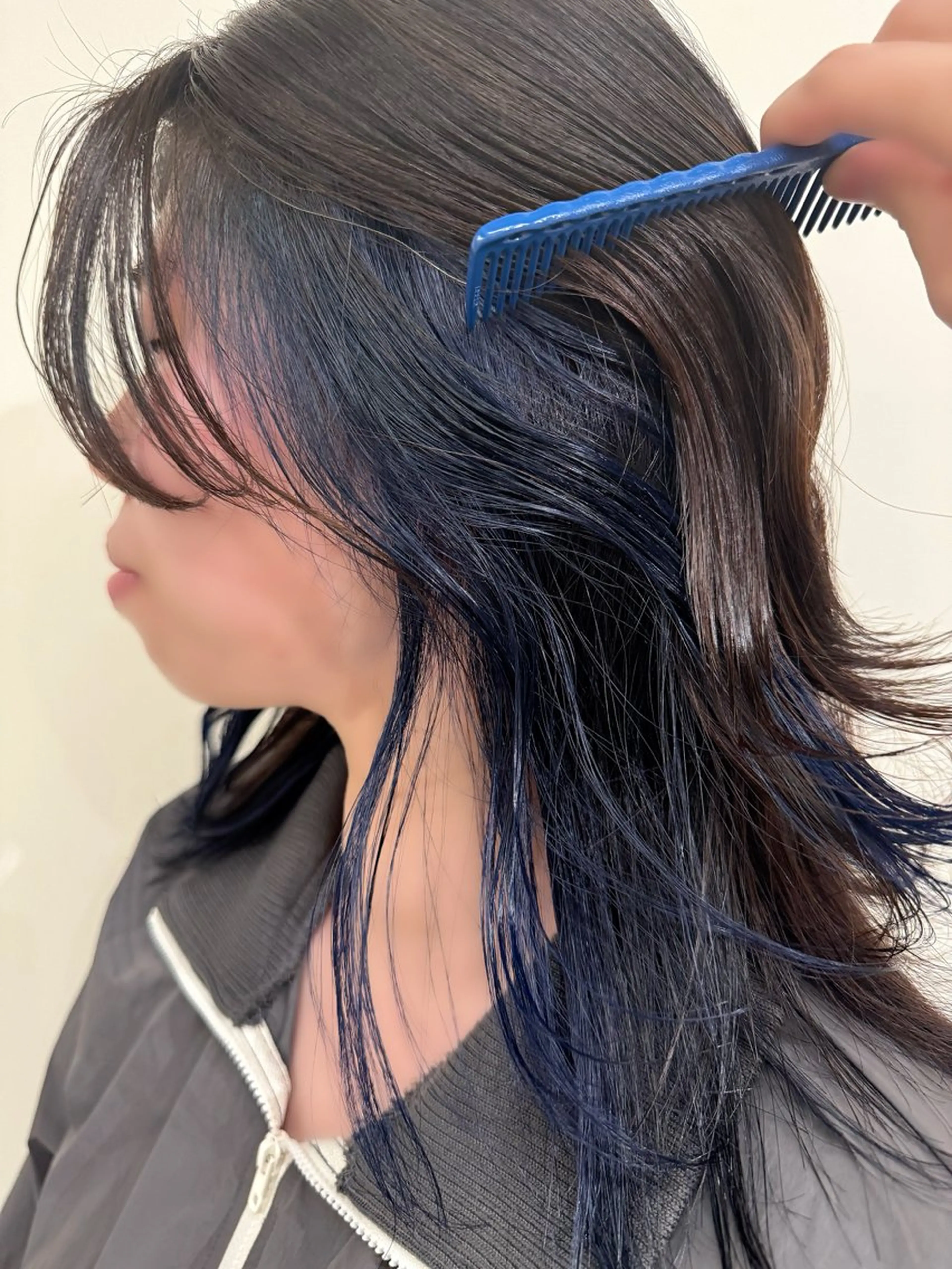 ロング カラー ゆ う あのヘアスタイル