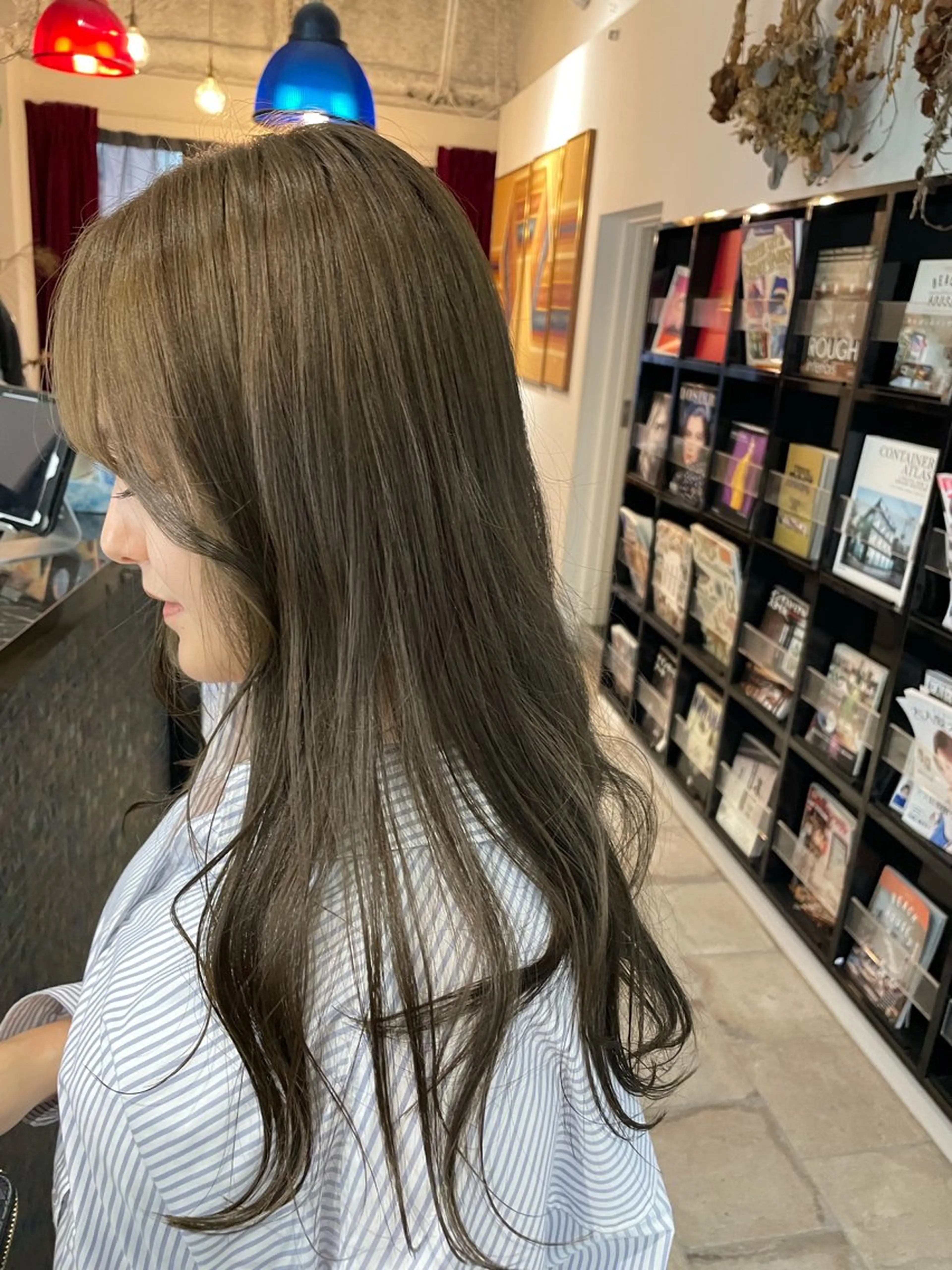 ロング カラー ベージュカラー オリーブベージュ ヘアカラー トリートメント 🍒 さくら🍒のヘアスタイル