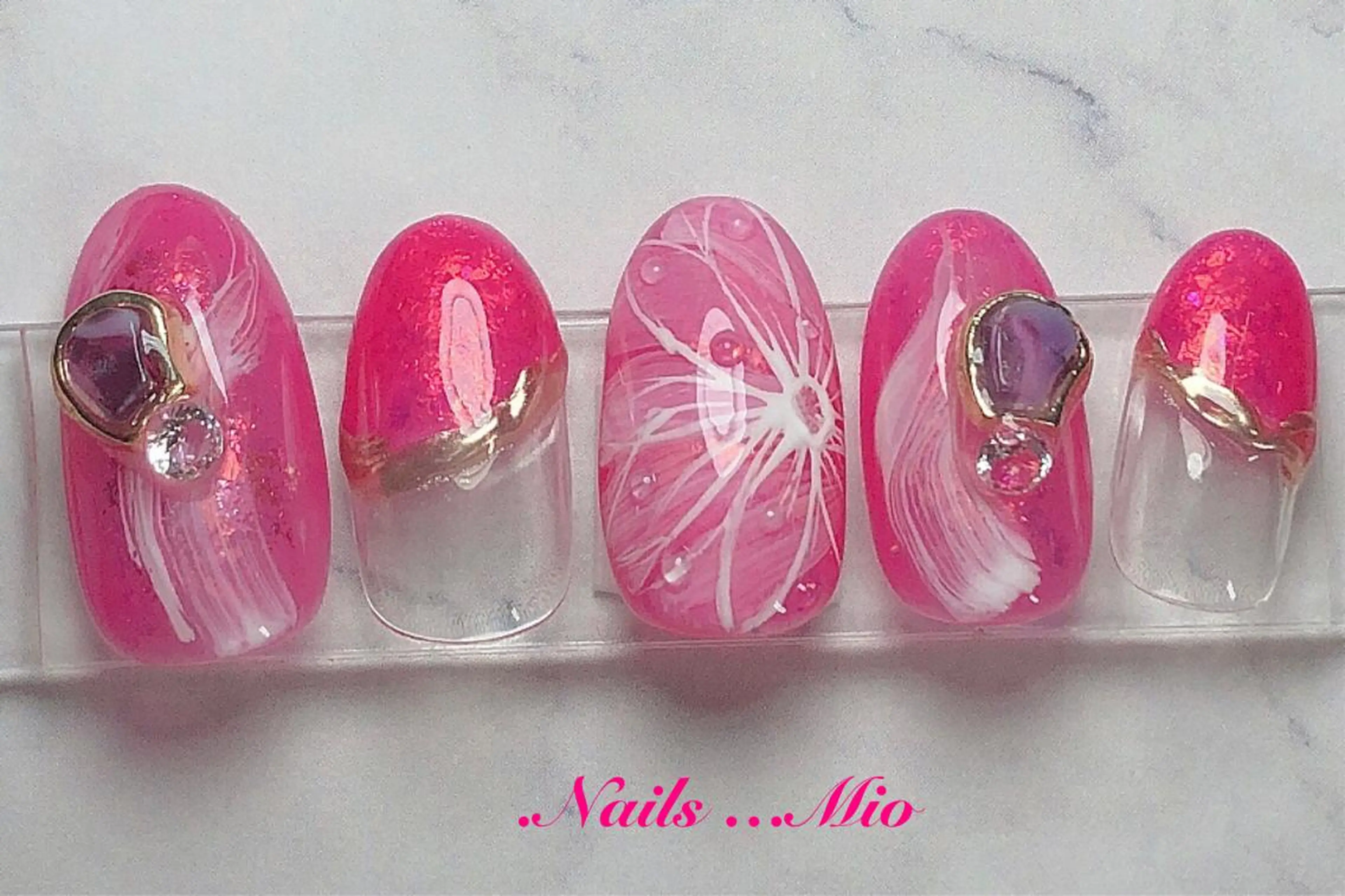 ネイル ピンク .Nails Mio 赤羽西ネイルサロンのネイルデザイン