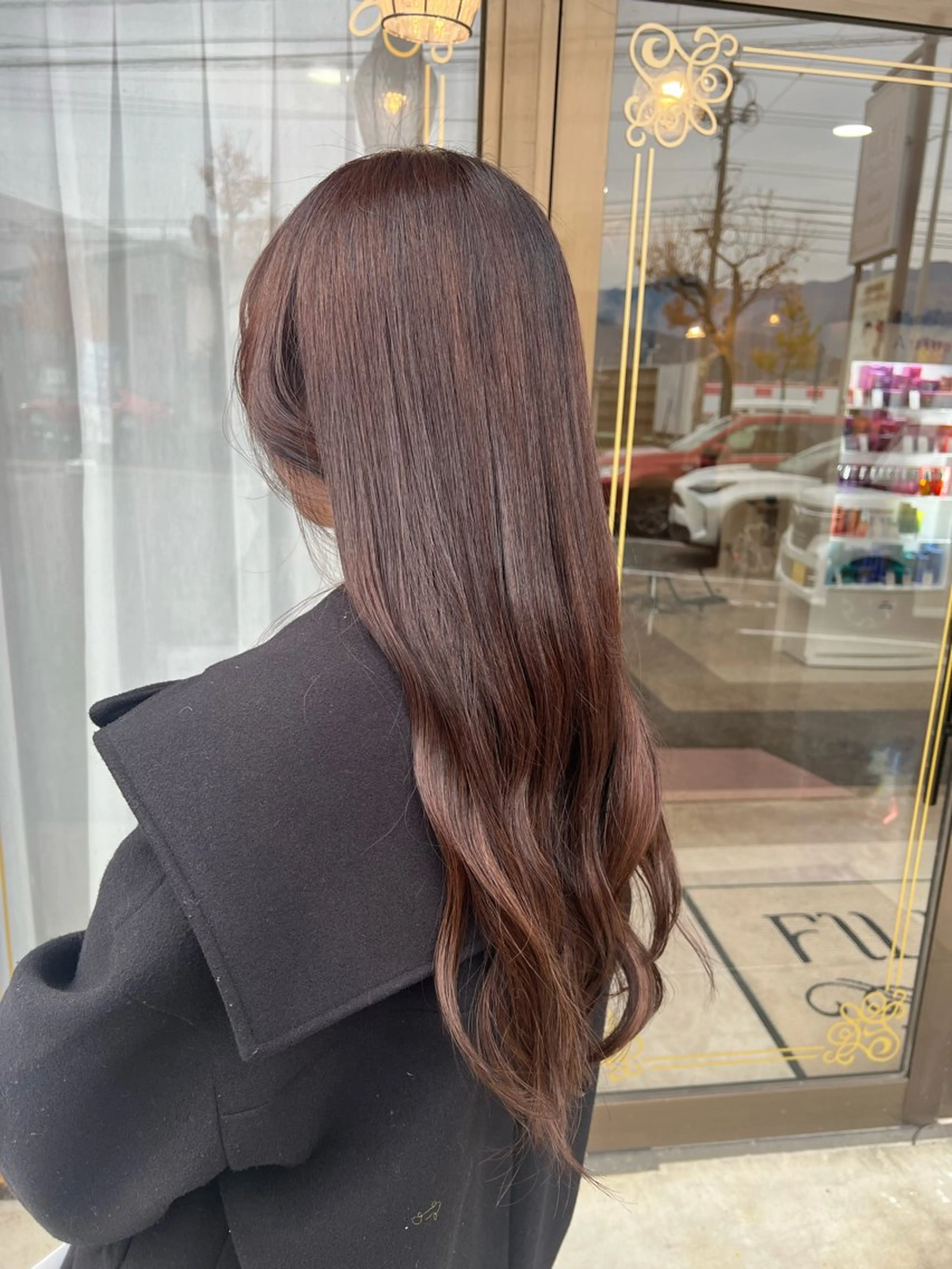 ロング ヘアケアソムリエ MIKUのヘアスタイル